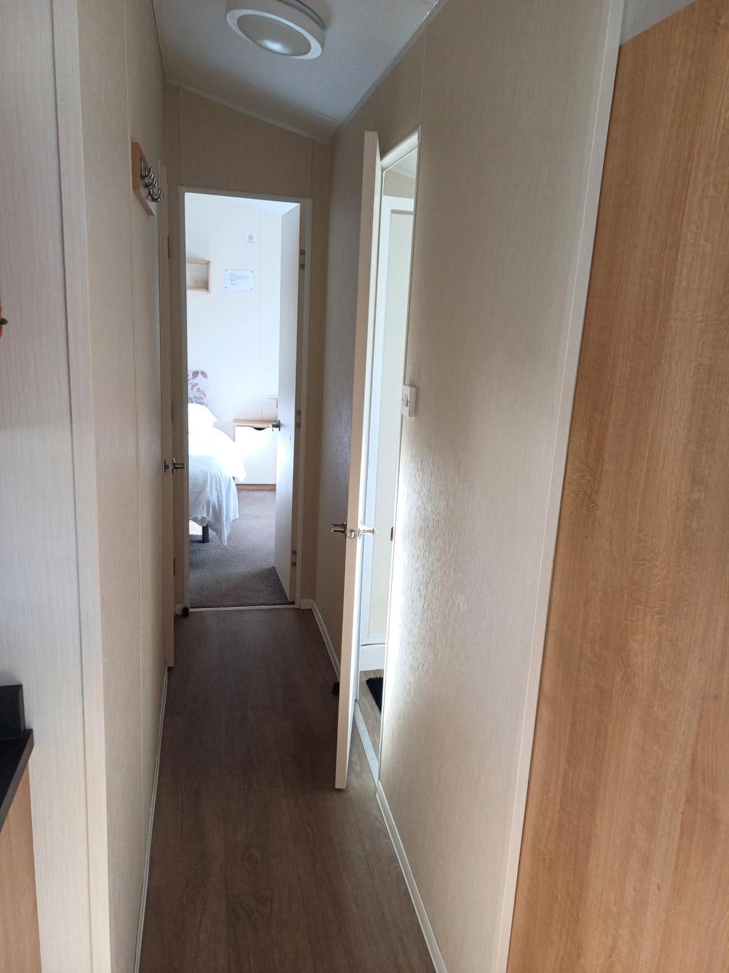 Caravan Holiday @ Marton Mere, Apartment