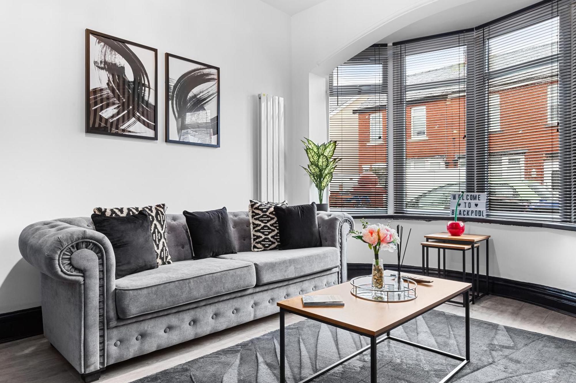 Luxury By The Sea Blackpool's Finest Getaway For 8 Holiday home Blackpool