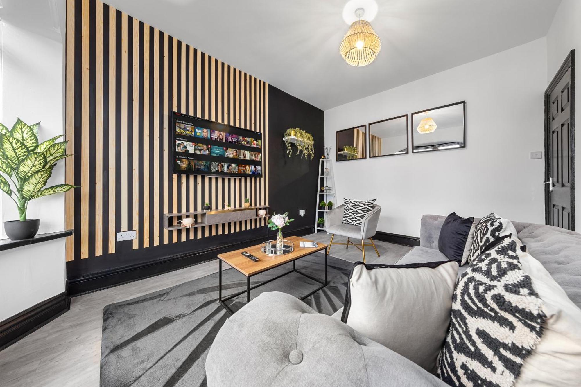 Holiday home Luxury By The Sea Blackpool's Finest Getaway For 8