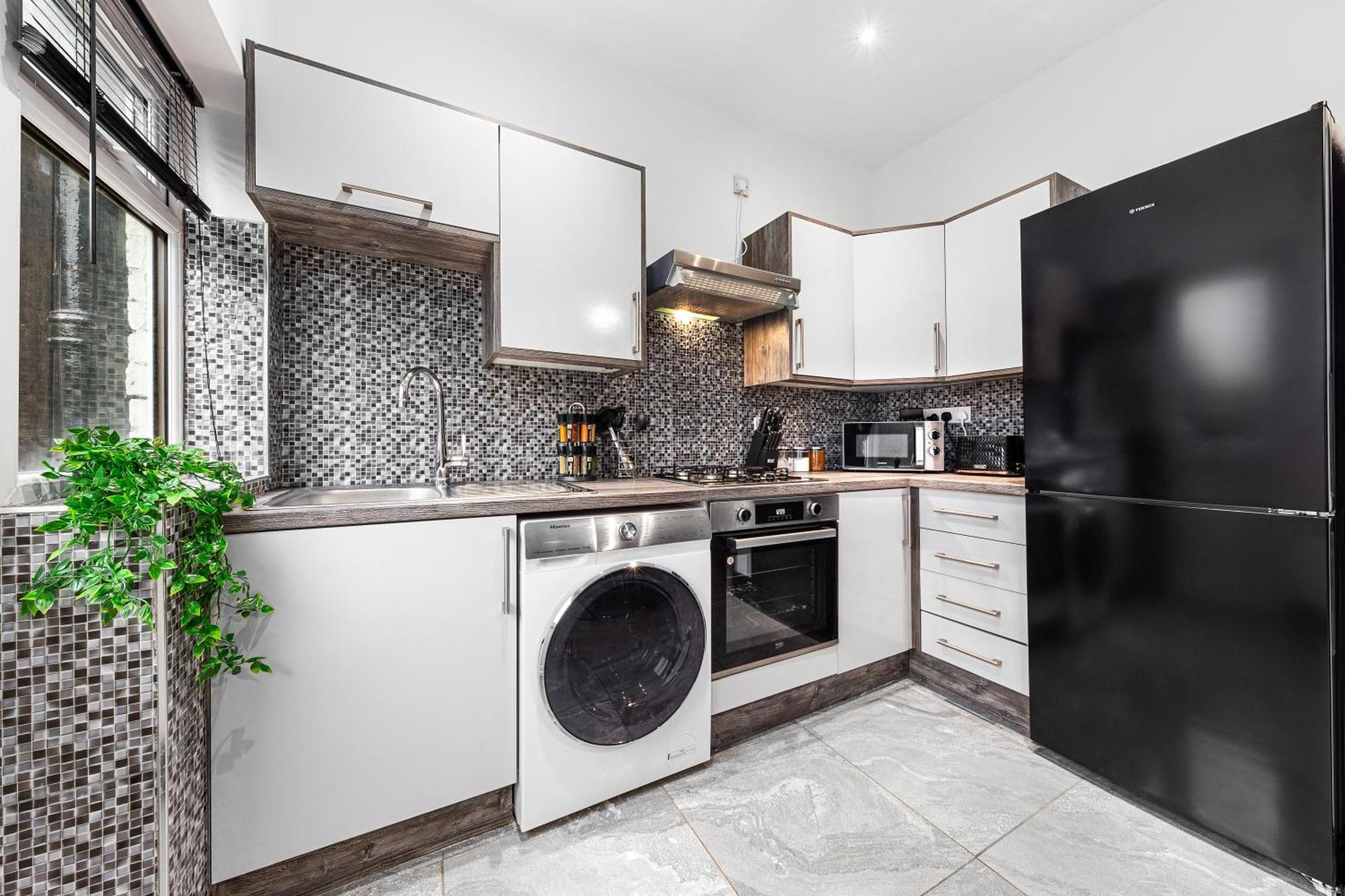 Luxury By The Sea Blackpool's Finest Getaway For 8 Holiday home