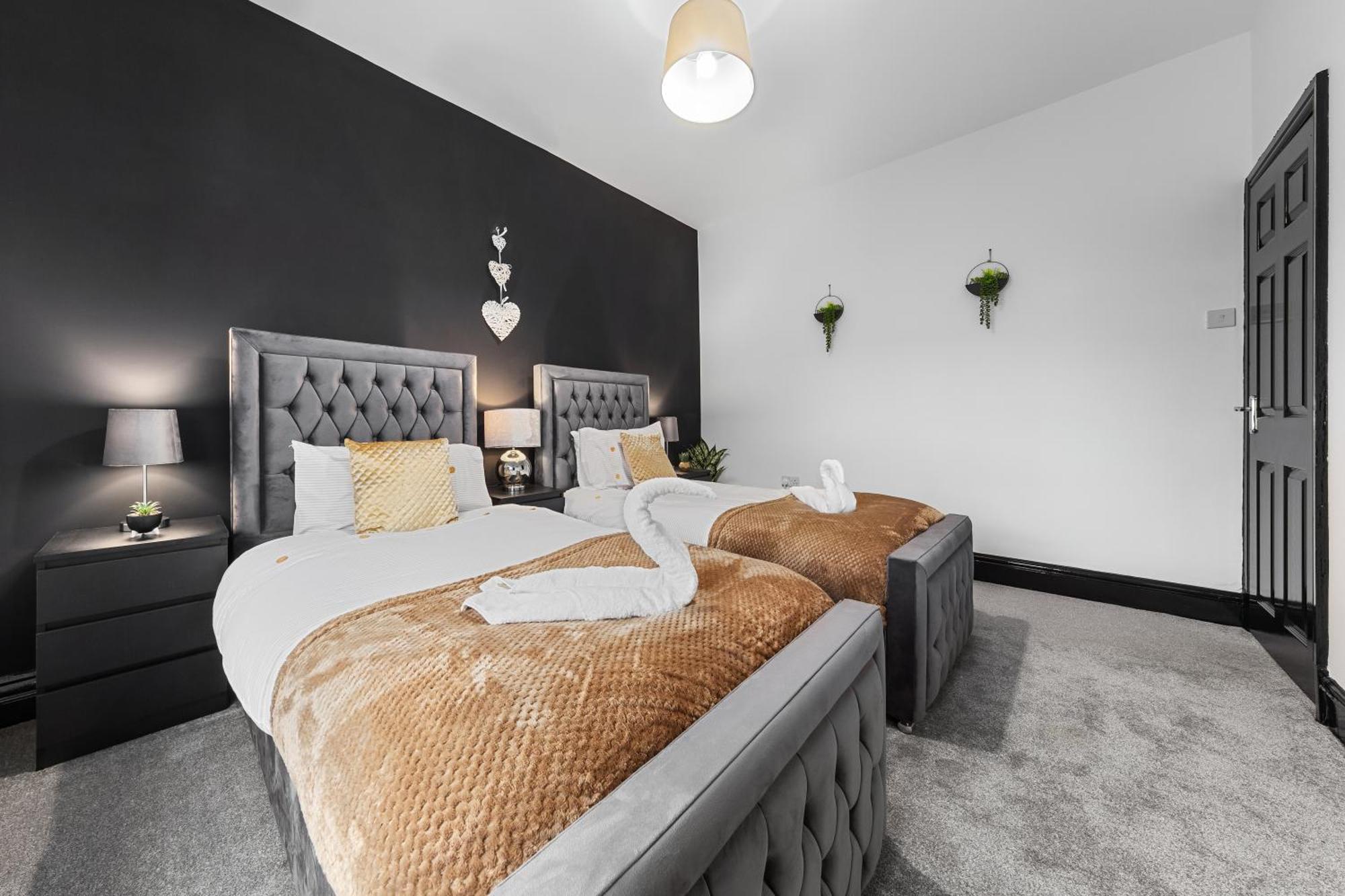 Holiday home Luxury By The Sea Blackpool's Finest Getaway For 8