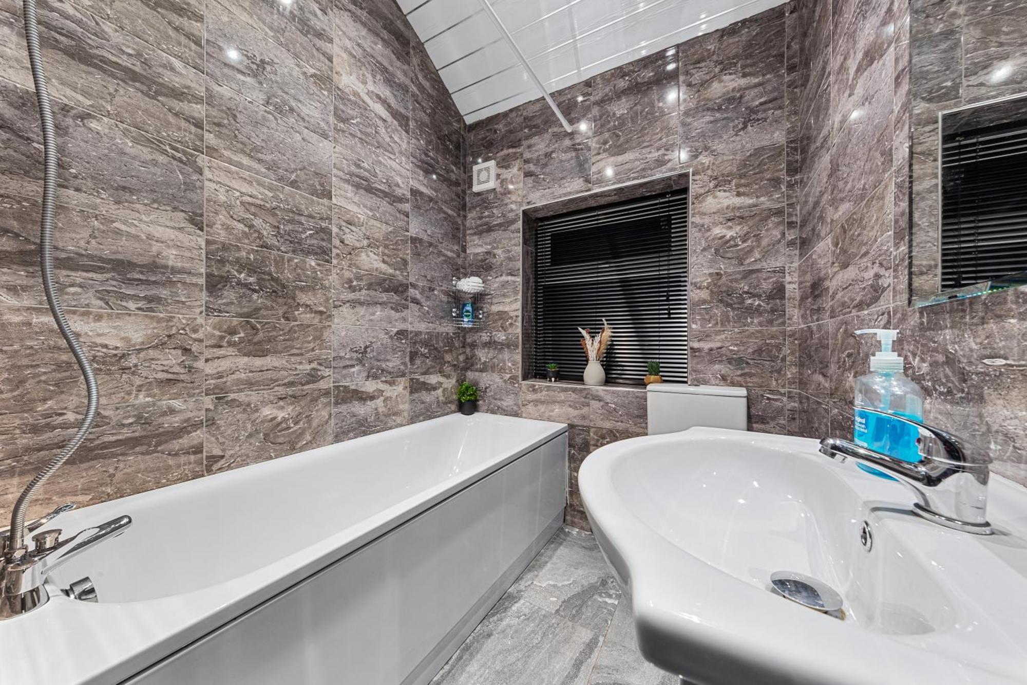 Holiday home Luxury By The Sea Blackpool's Finest Getaway For 8 *