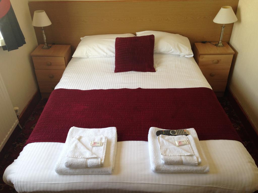 Blue Waves Hotel 2*