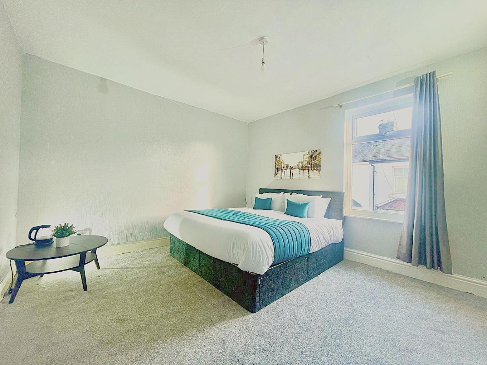 - Seaside Lodge Blackpool