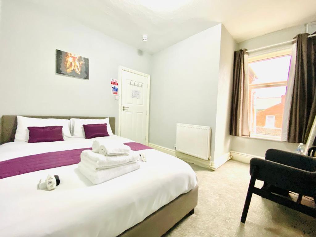 - Seaside Lodge *