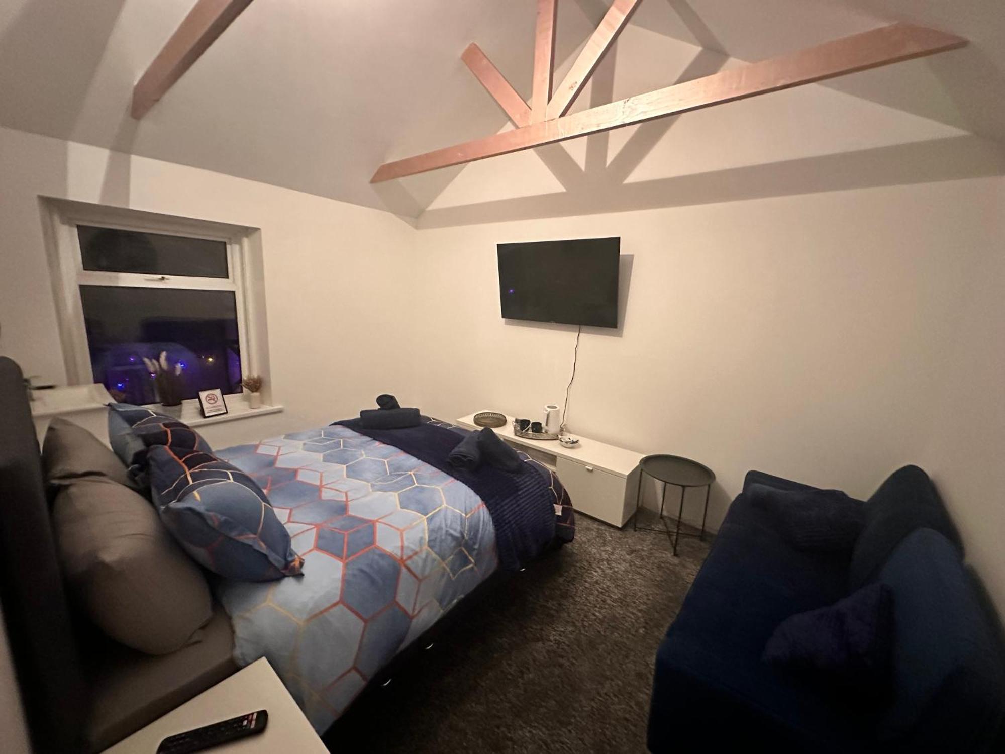 Guest house Kirkstead Guesthouse, Pet Friendly Available, Everyone Welcome Blackpool