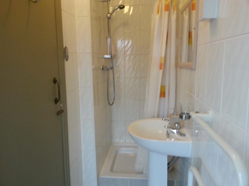Oakville Apartment