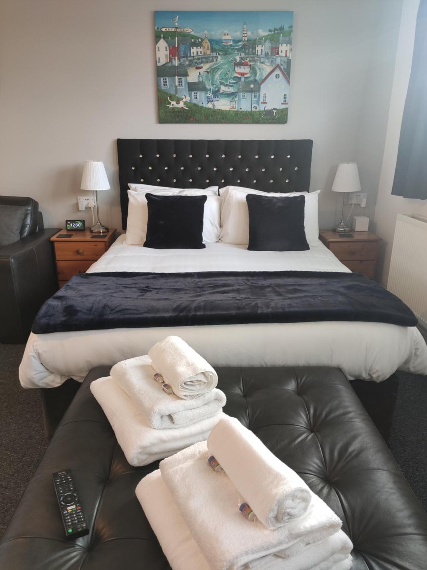 Q - Guest house Blackpool