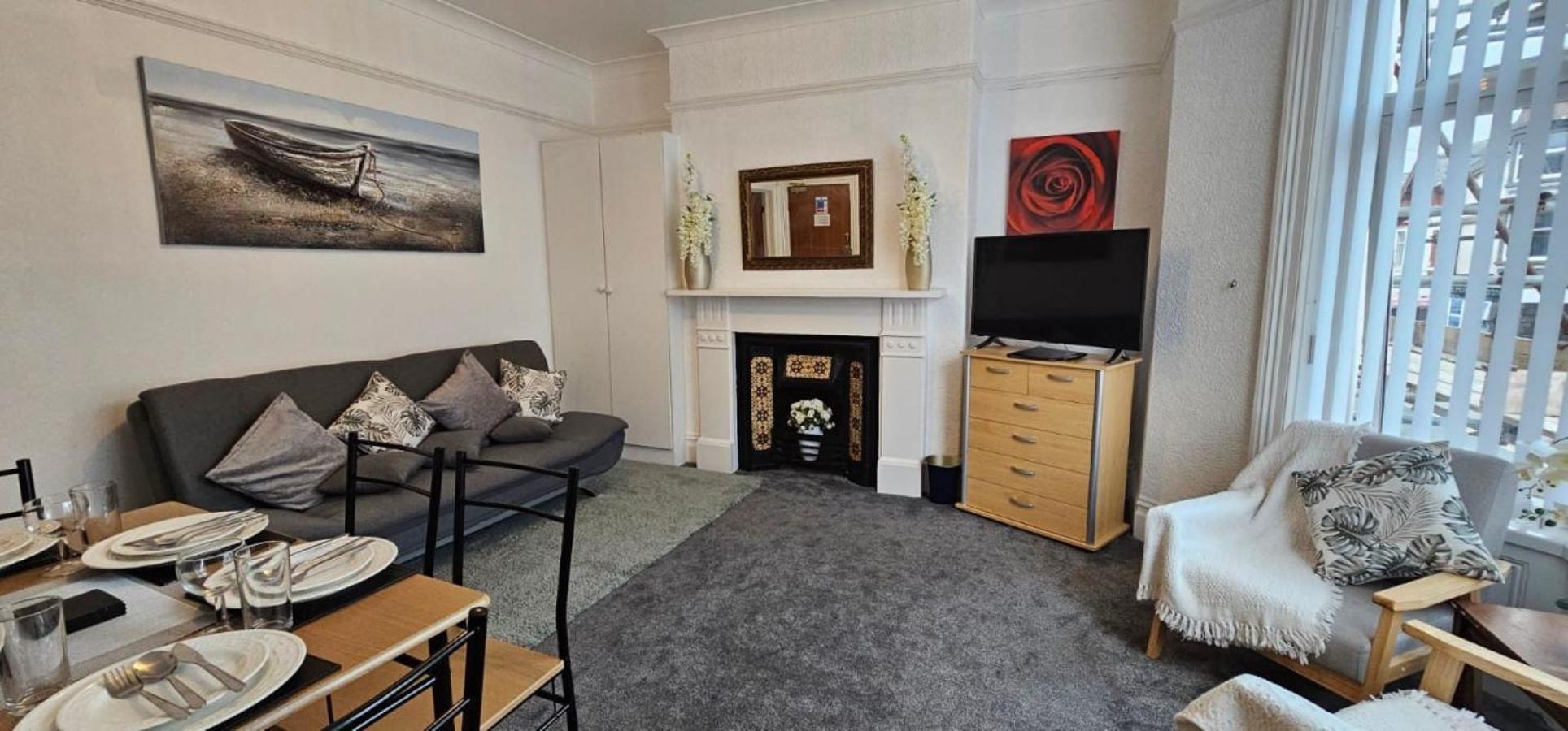 Apartment Lawnswood