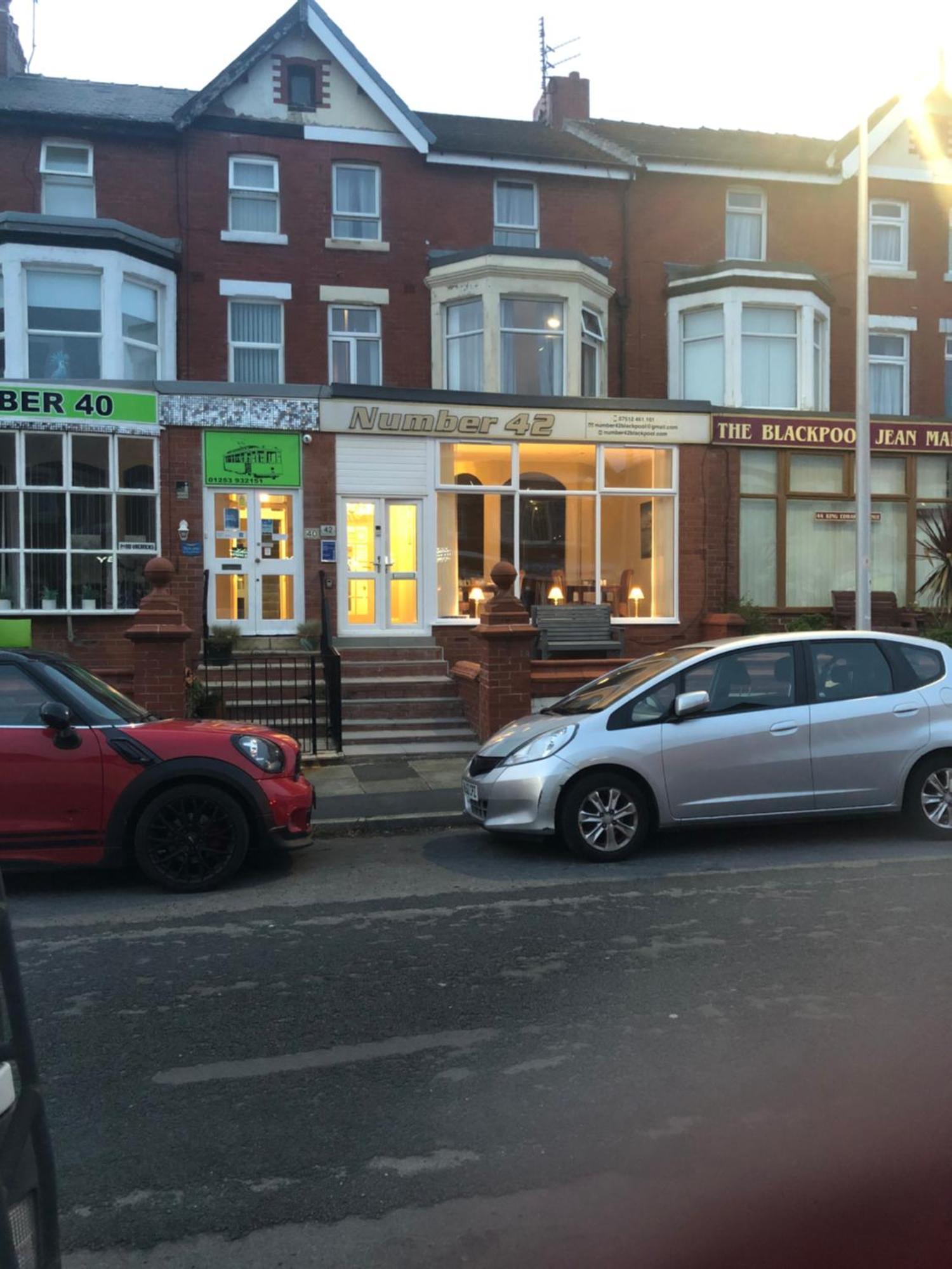 Guest house Edenfield Number 42