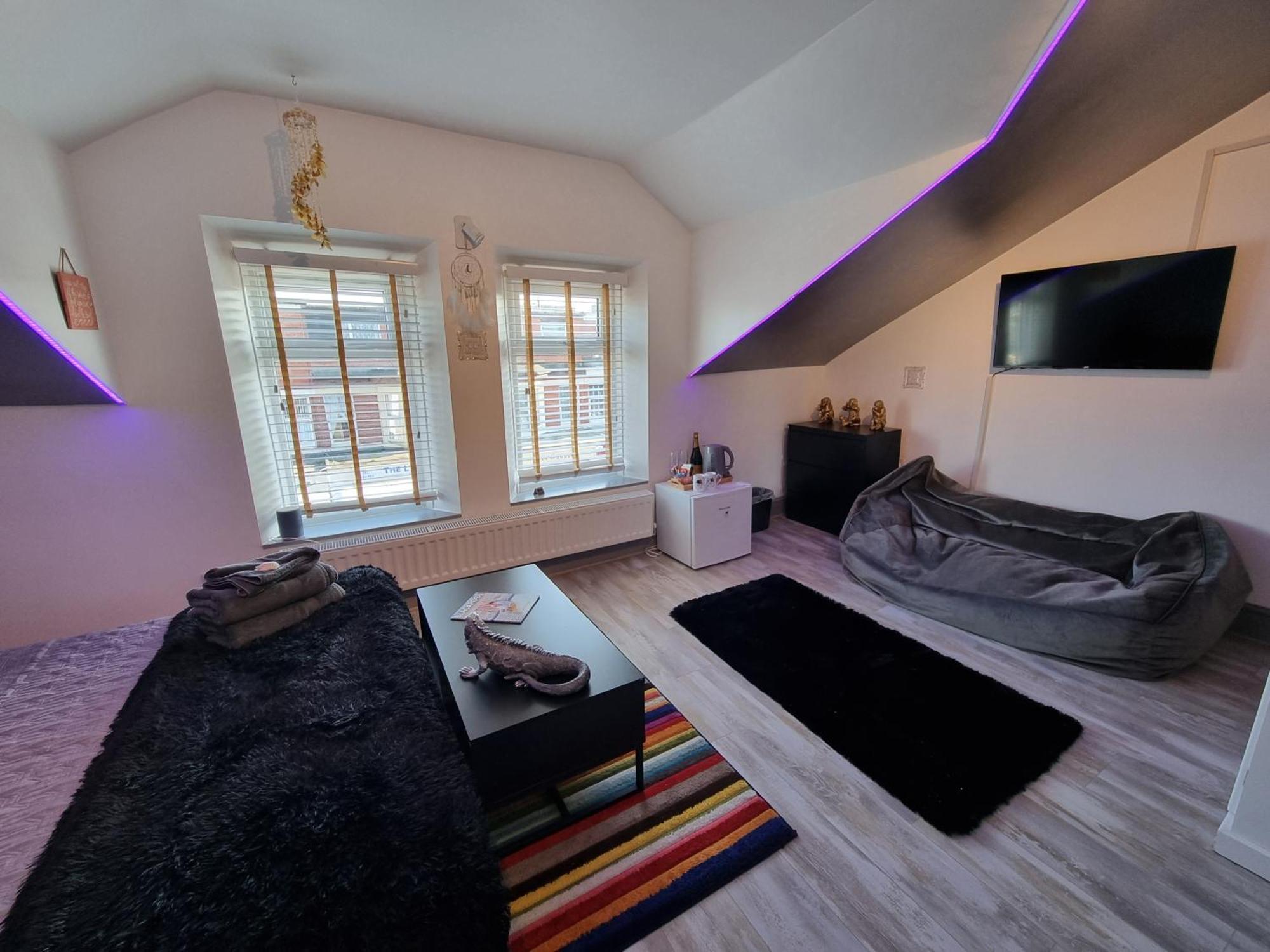 Tiffy's Place (adults Only) 4* Blackpool