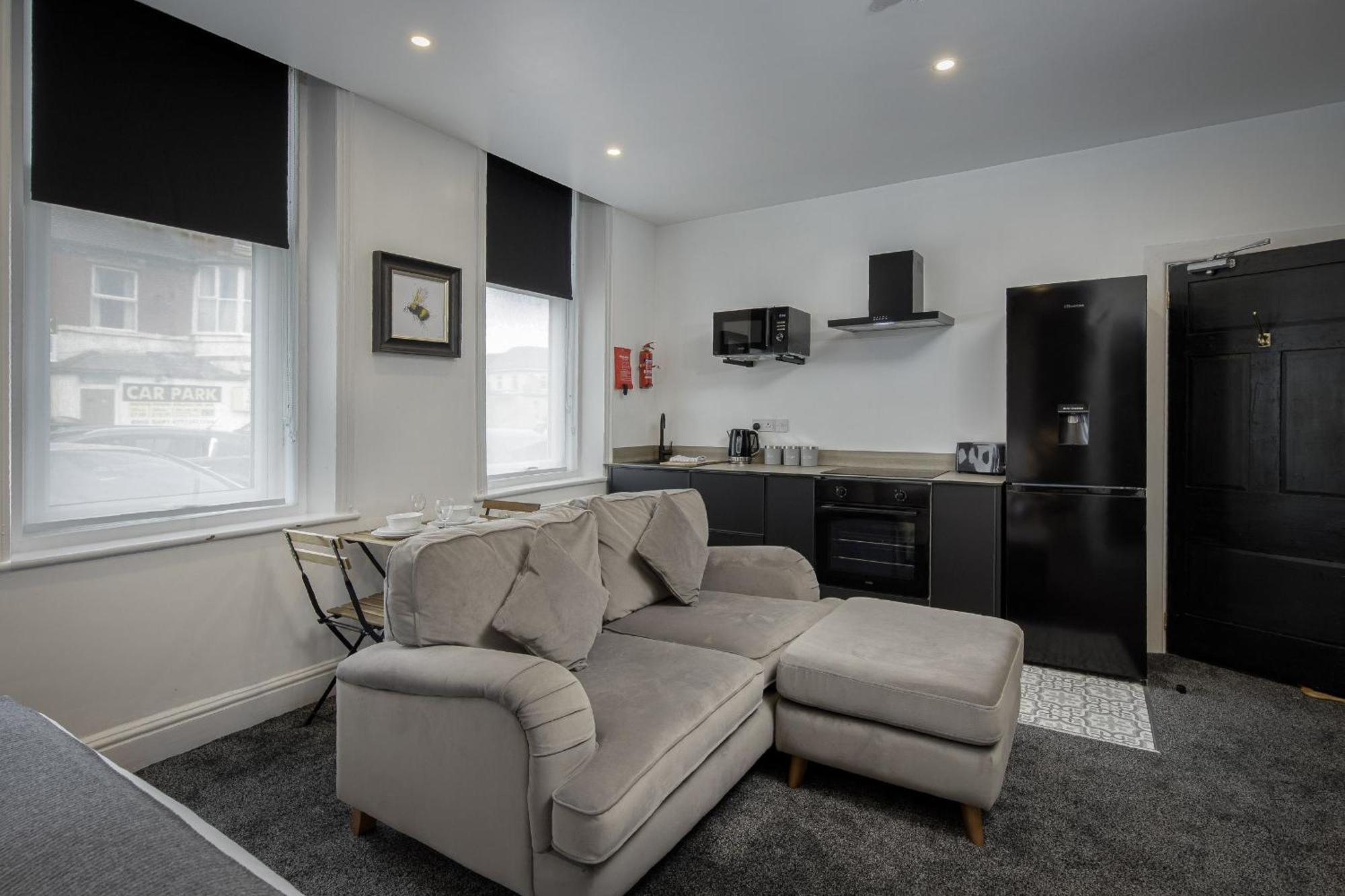 Mode St Chads Apartment *