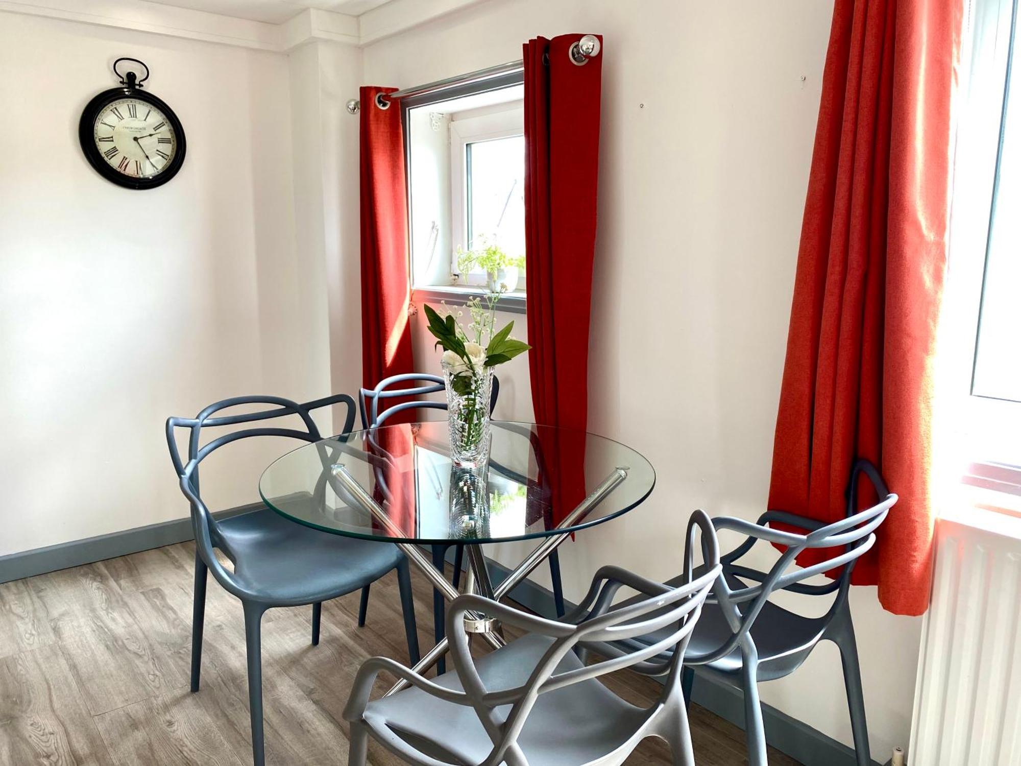 Apartment Kennedy House By Service Blackpool