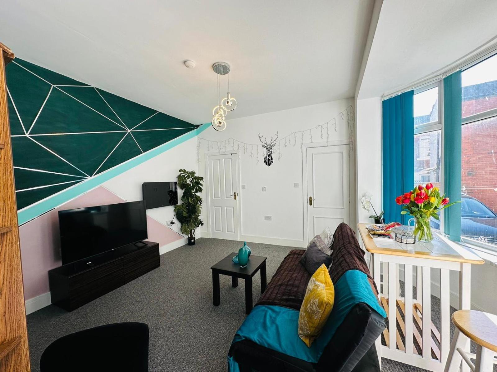 Luminous Apartment Blackpool