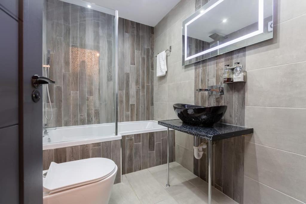 Apartment 2bdr House - Close To Seafront *