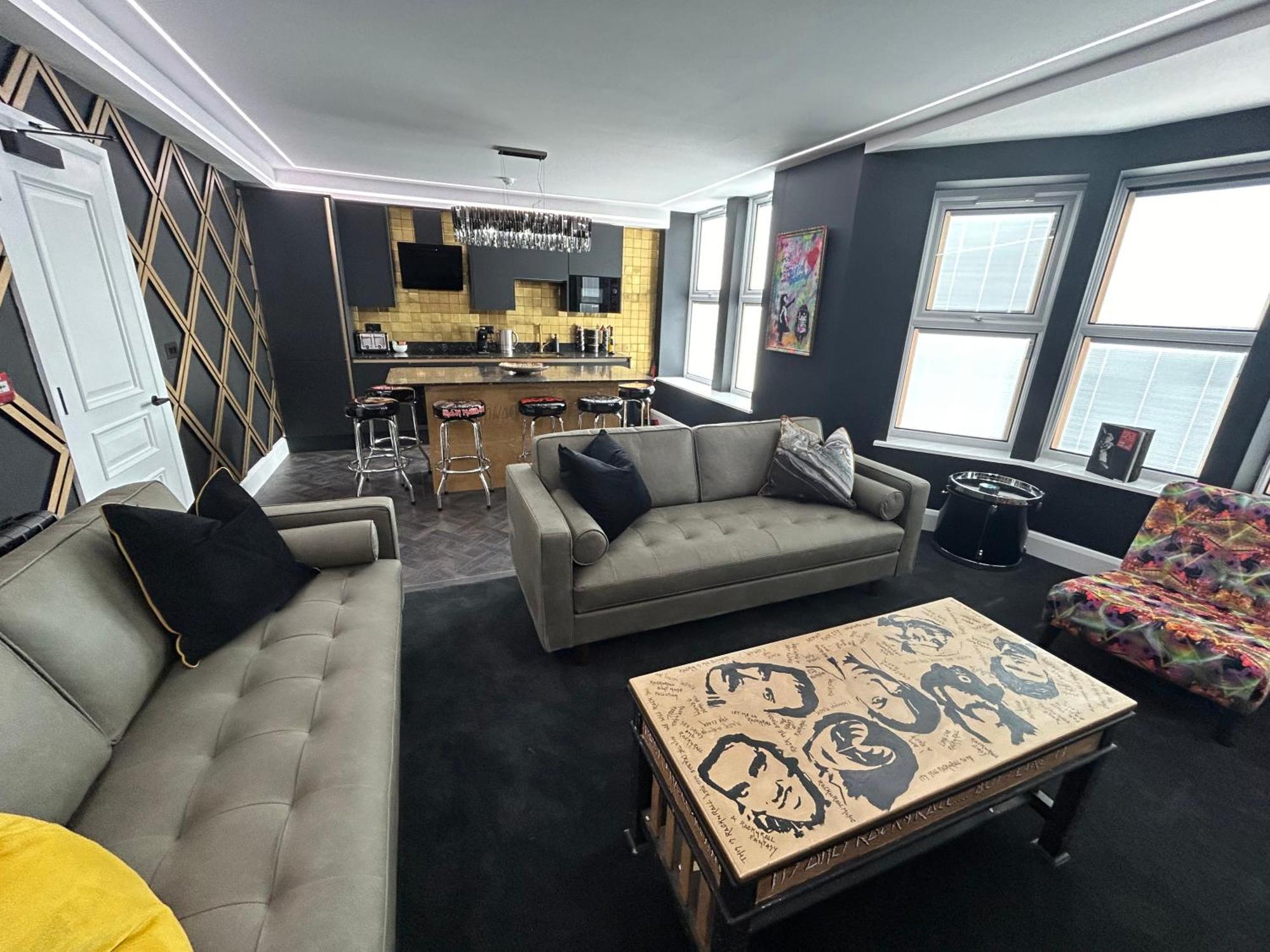 Swish Luxury Apartment