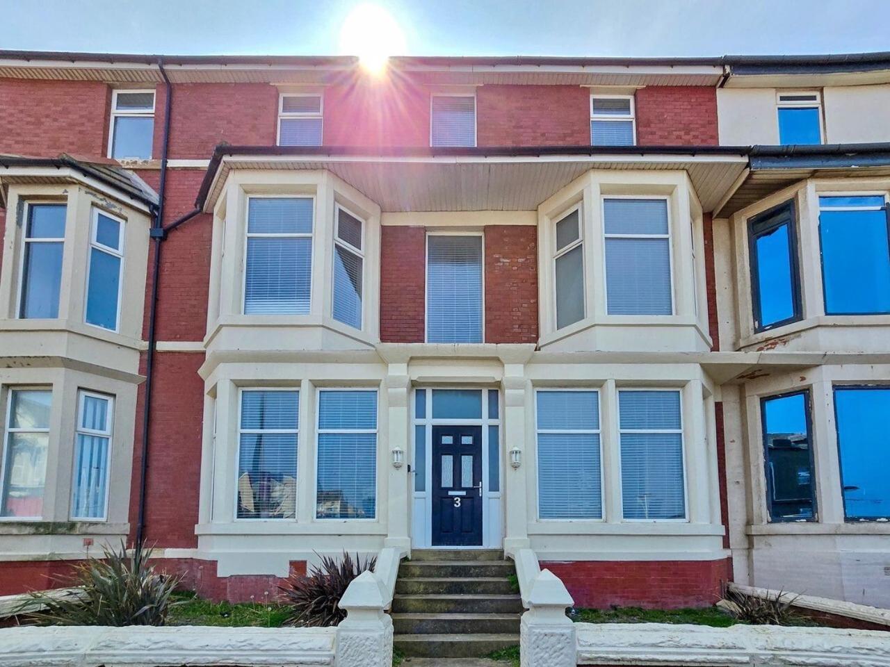 Dysa St Chads House *
