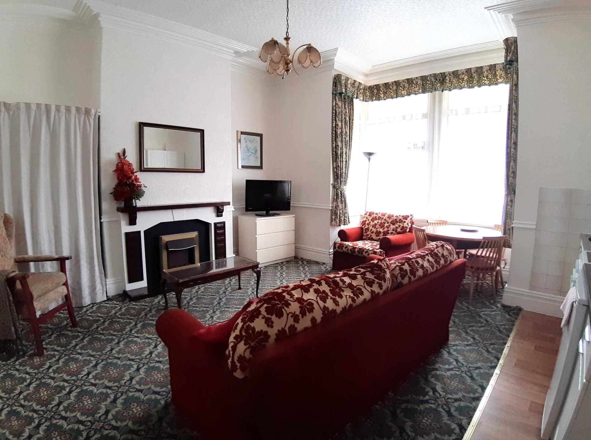 Rosemede Flats *