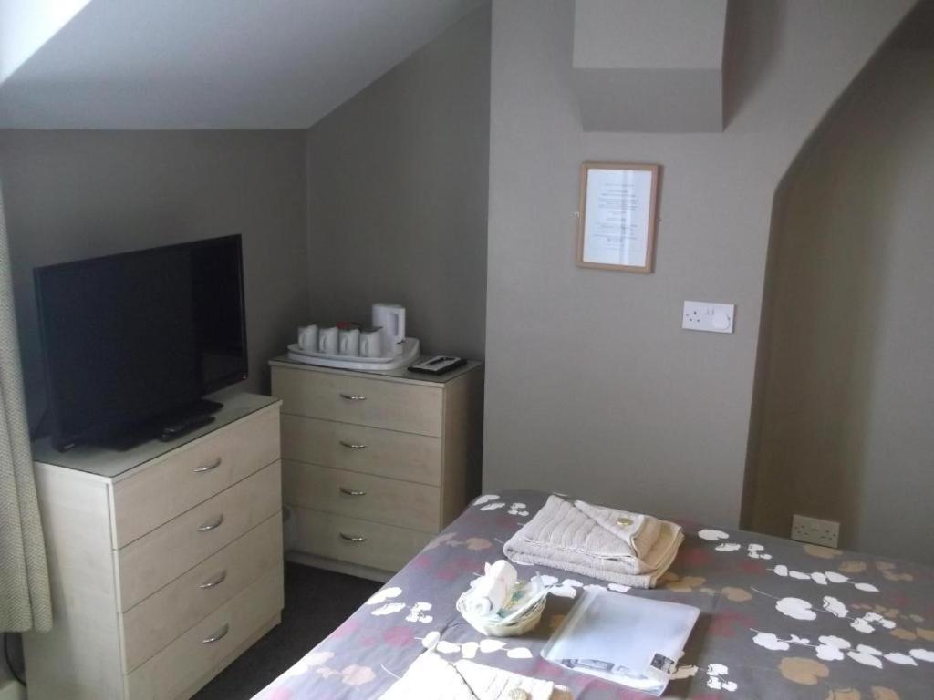 Atlantis Bed & Breakfast Blackpool