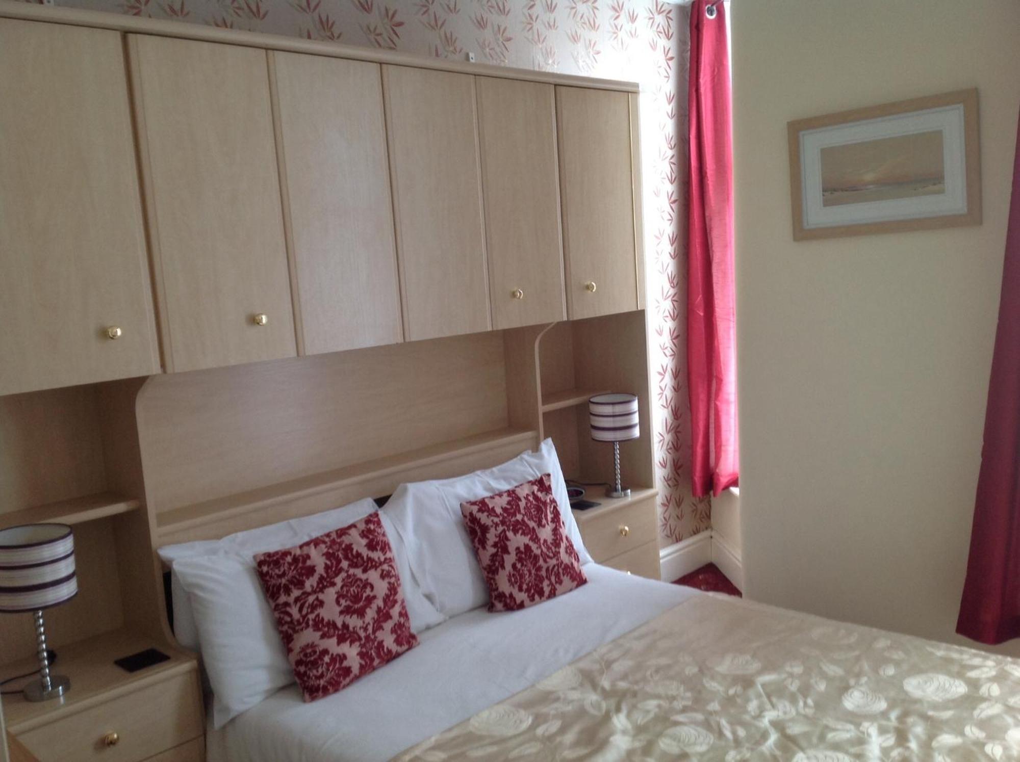 The Montclair Bed & Breakfast 3*
