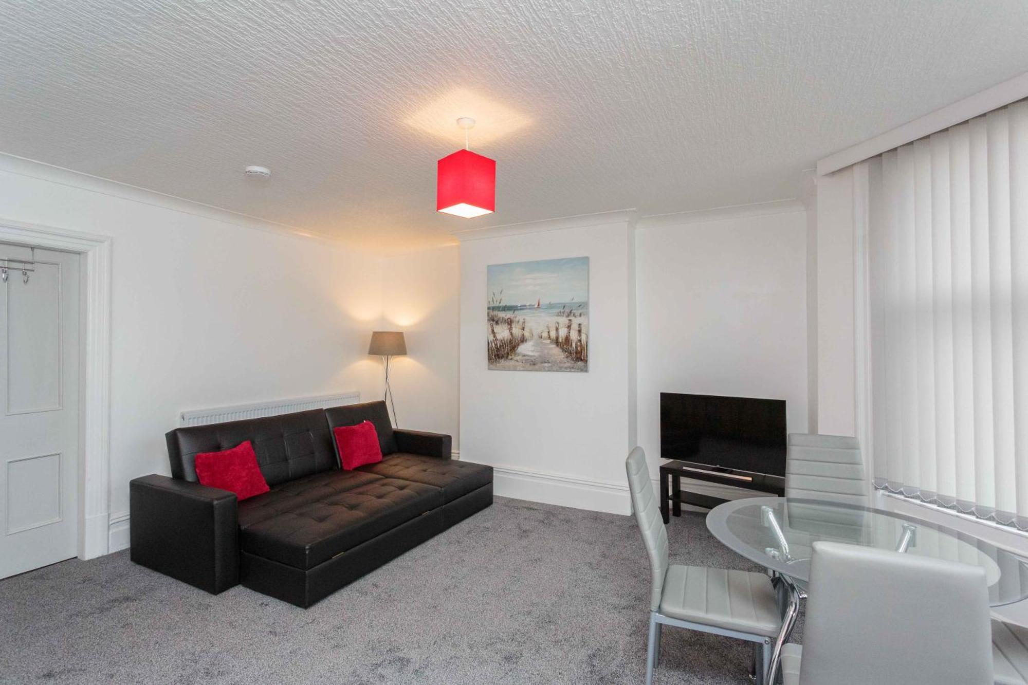 Cherry - Berry Apartment