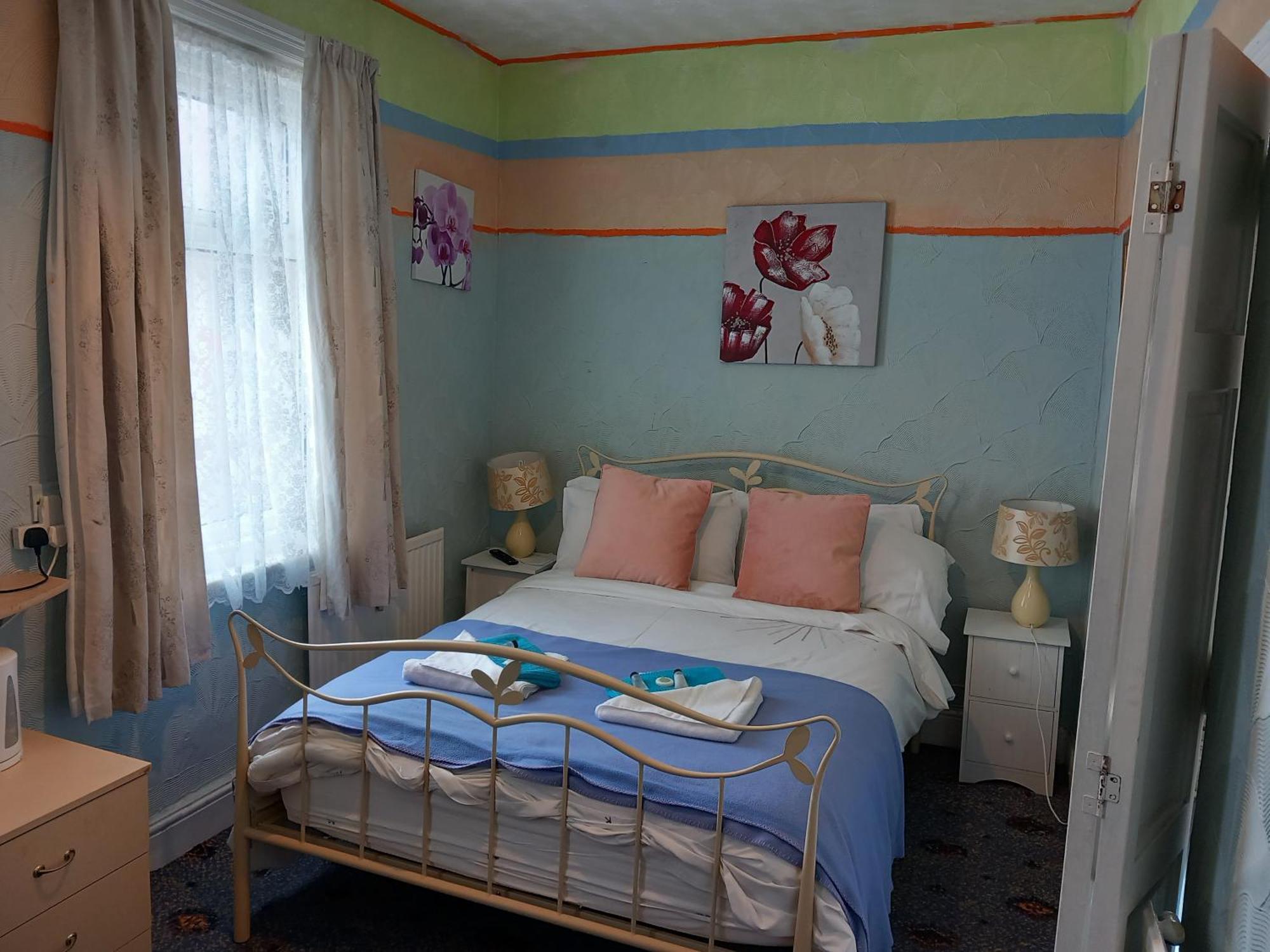 My Adam Hotel 3*