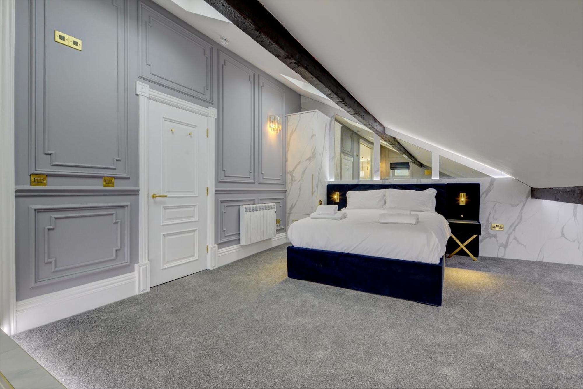 Swish Luxury Apartment *