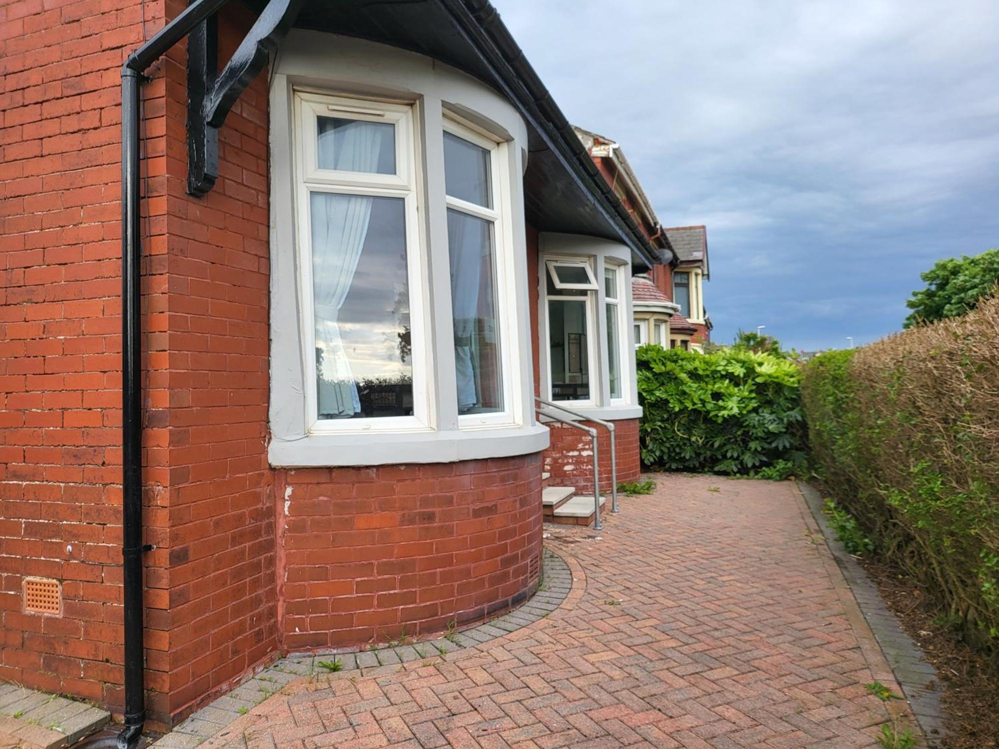 Country Style Modern Self Catering 3 Bedroom In Blackpool