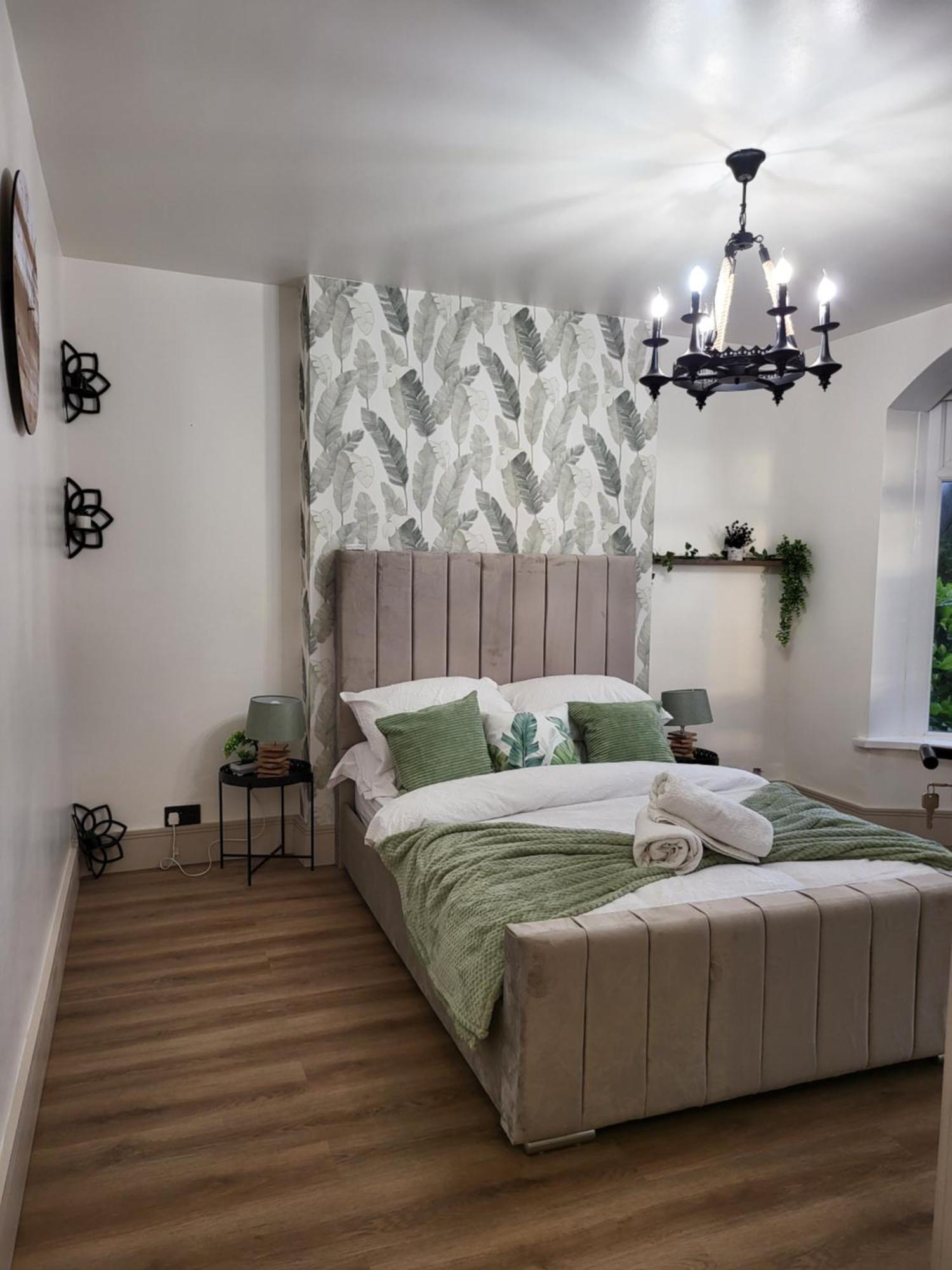 Country Style Modern Self Catering 3 Bedroom In * Blackpool