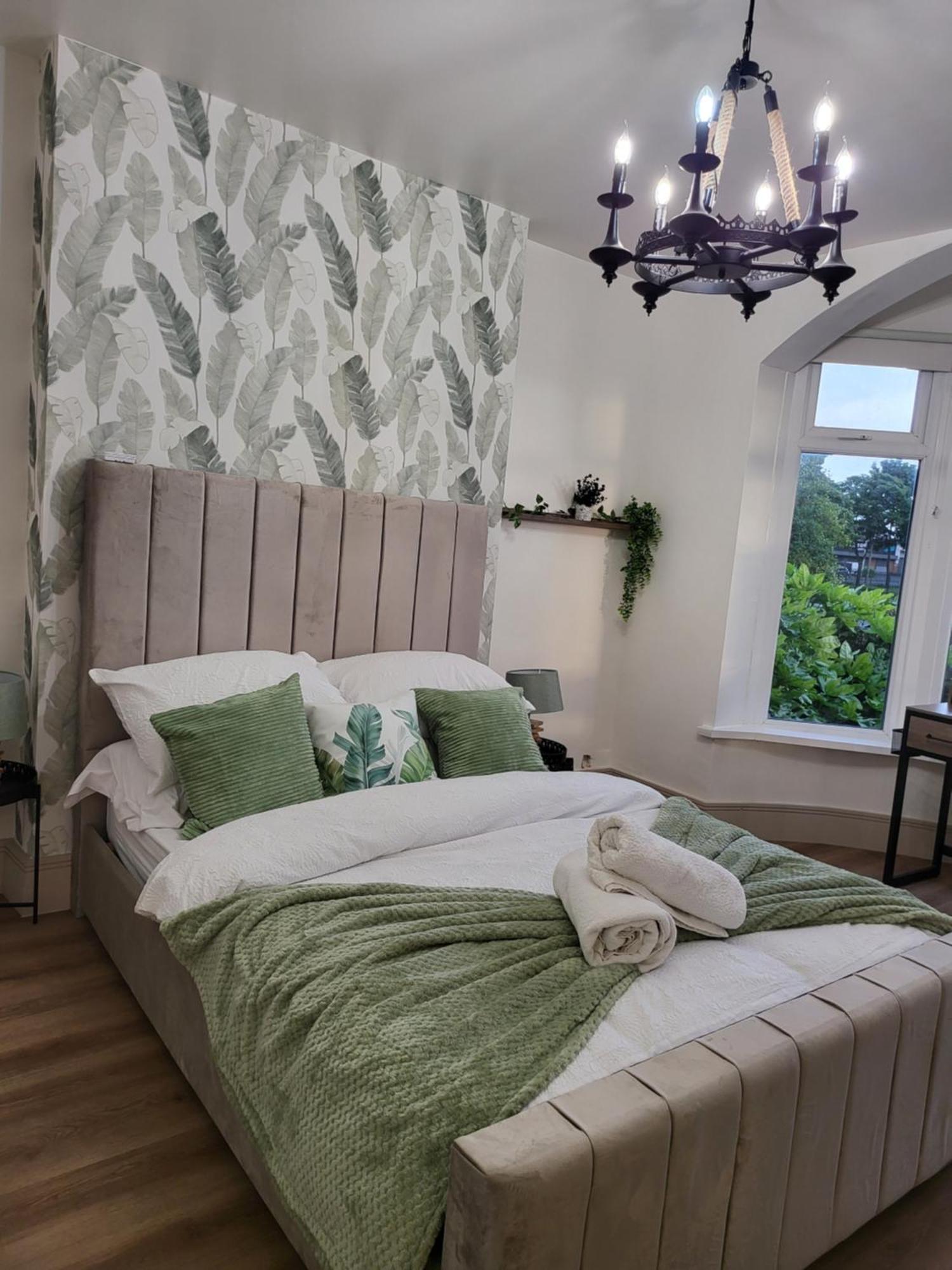Country Style Modern Self Catering 3 Bedroom In * Blackpool