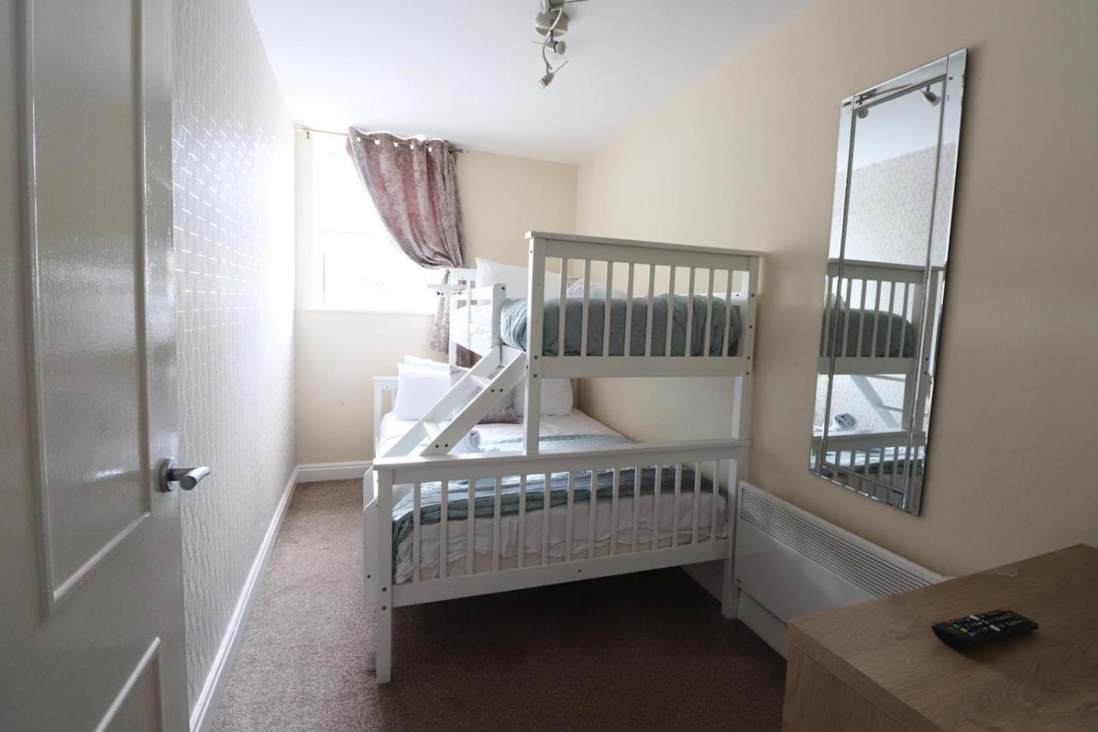 The Place By Sasco - Free Parking Apartment *