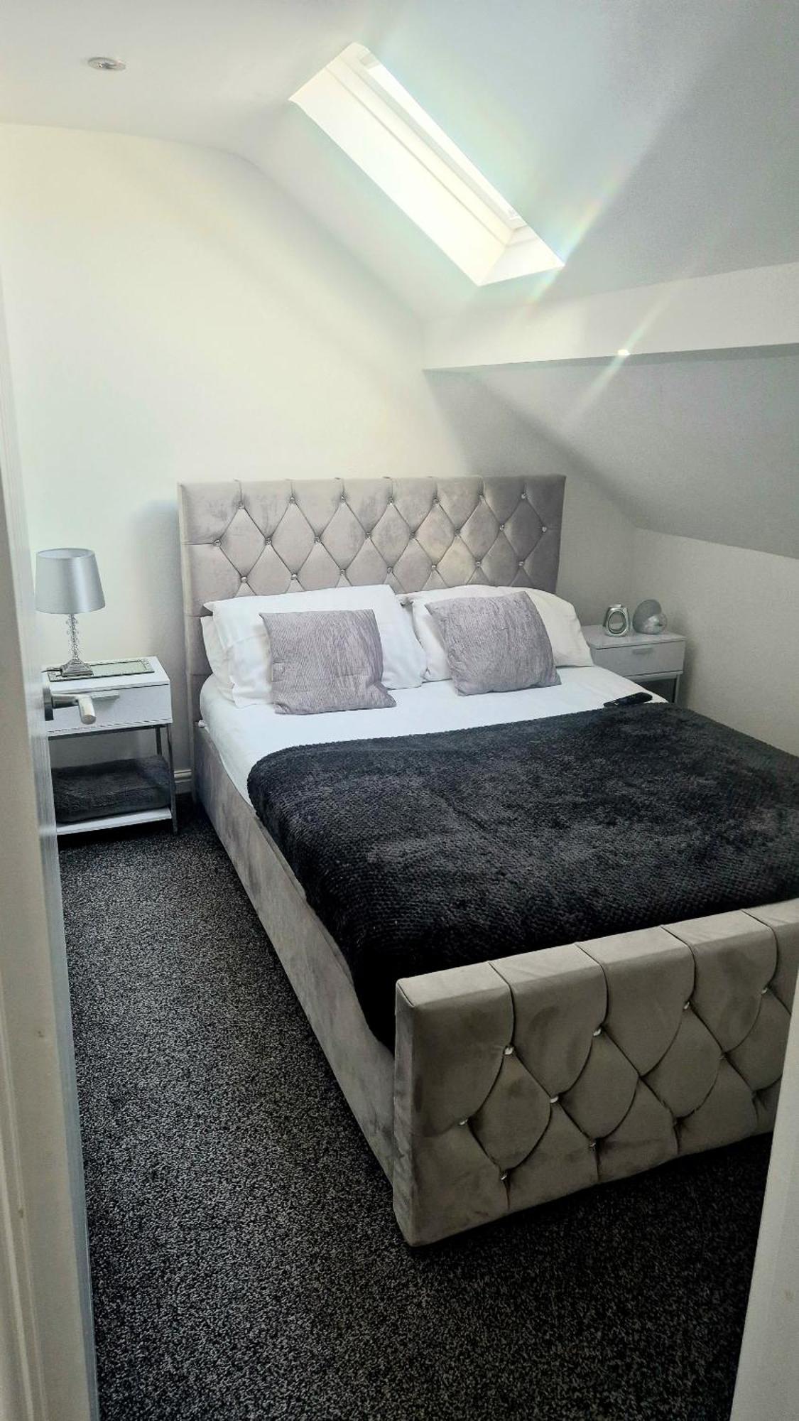 Deluxe On Mersey One Apartment *