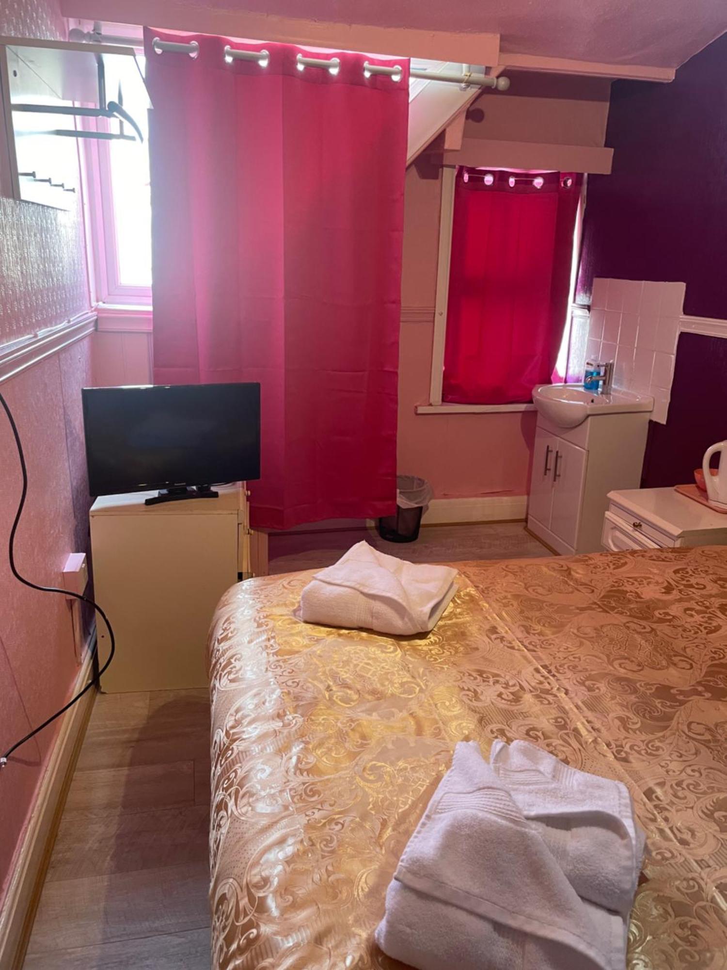 Jewel Of The Sea Guest house Blackpool