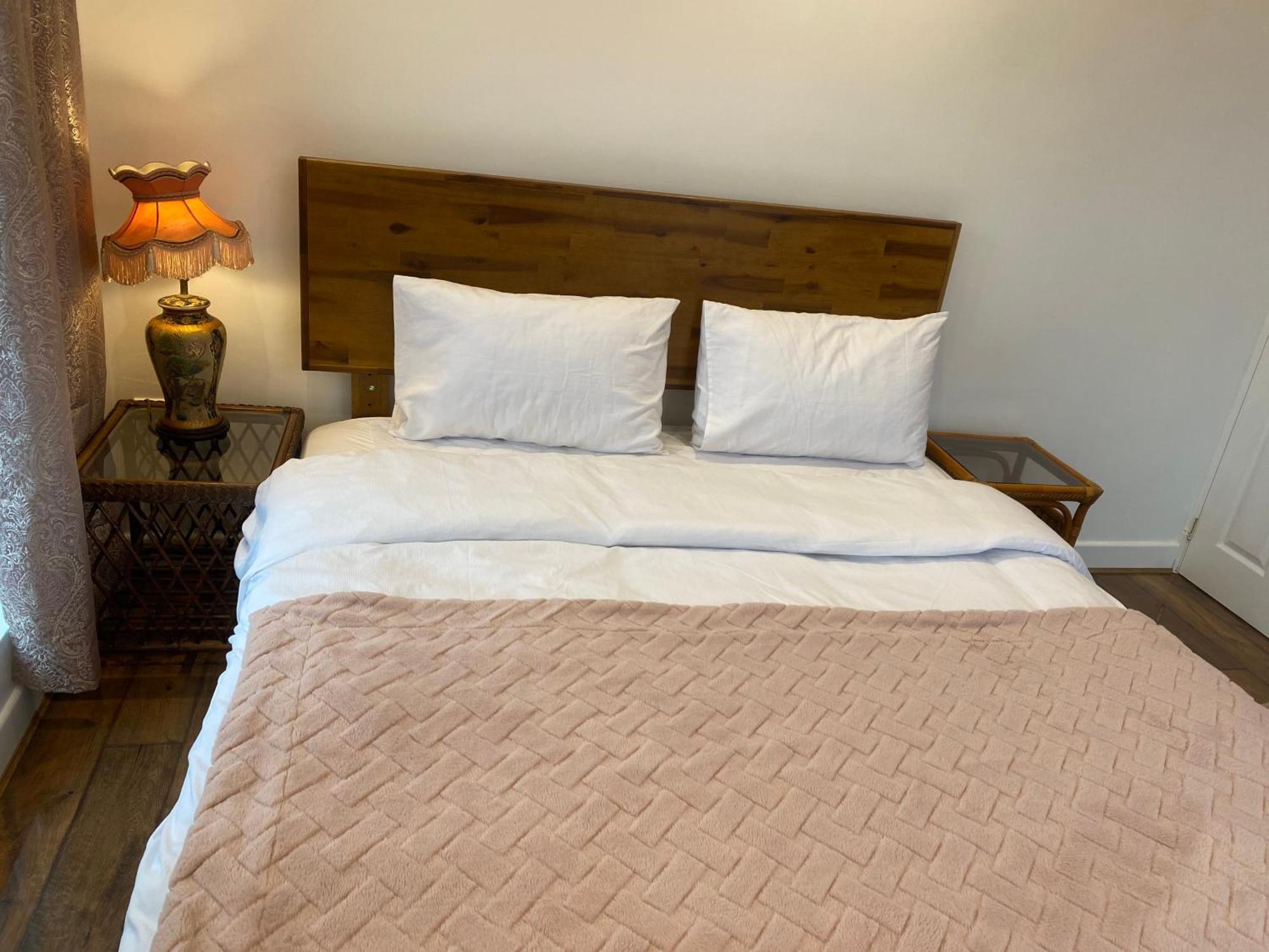 New 2 Bedroom Flat In *