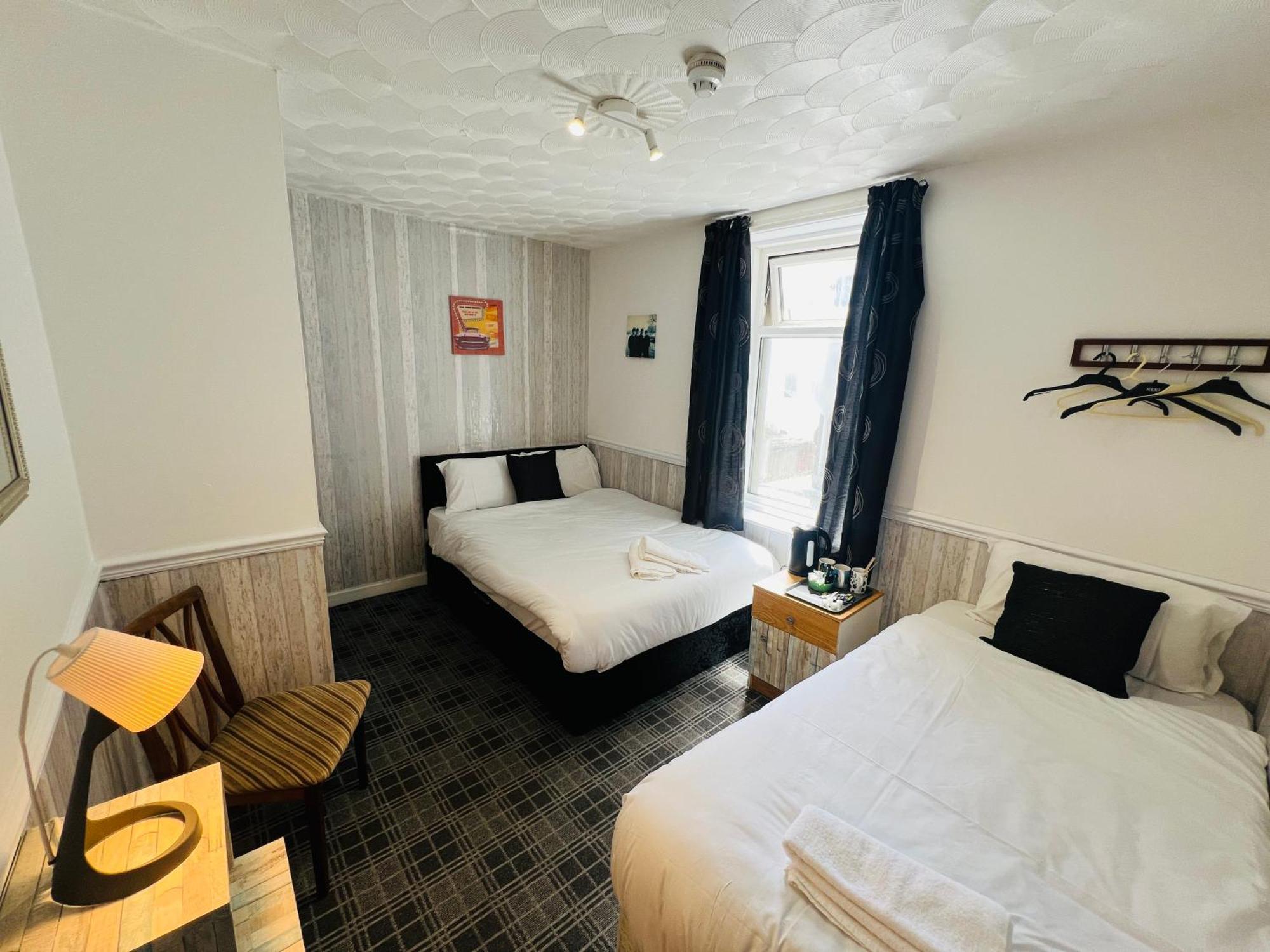 Tower Road Bed & Breakfast *