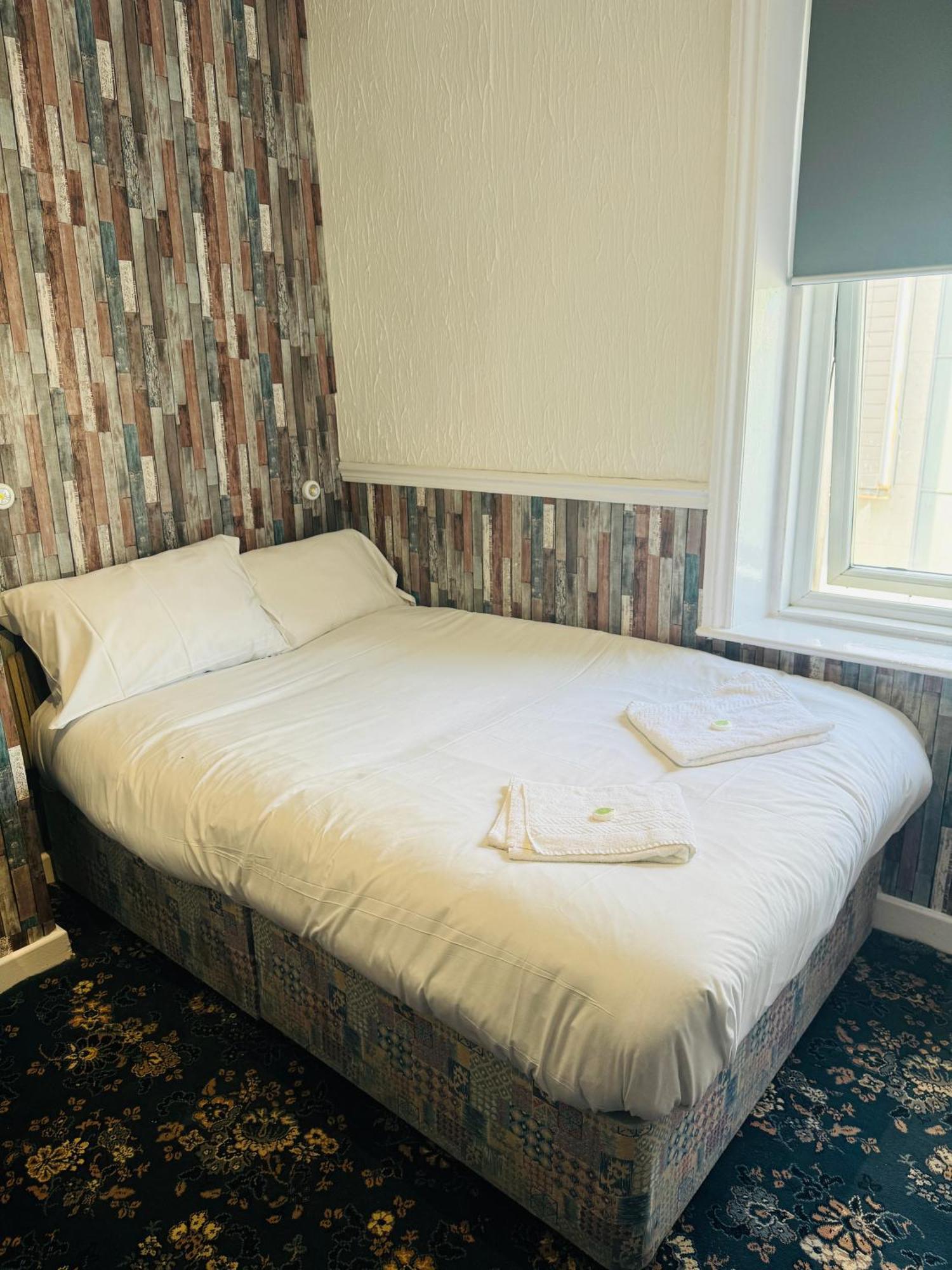 Bed & Breakfast Tower Road Blackpool