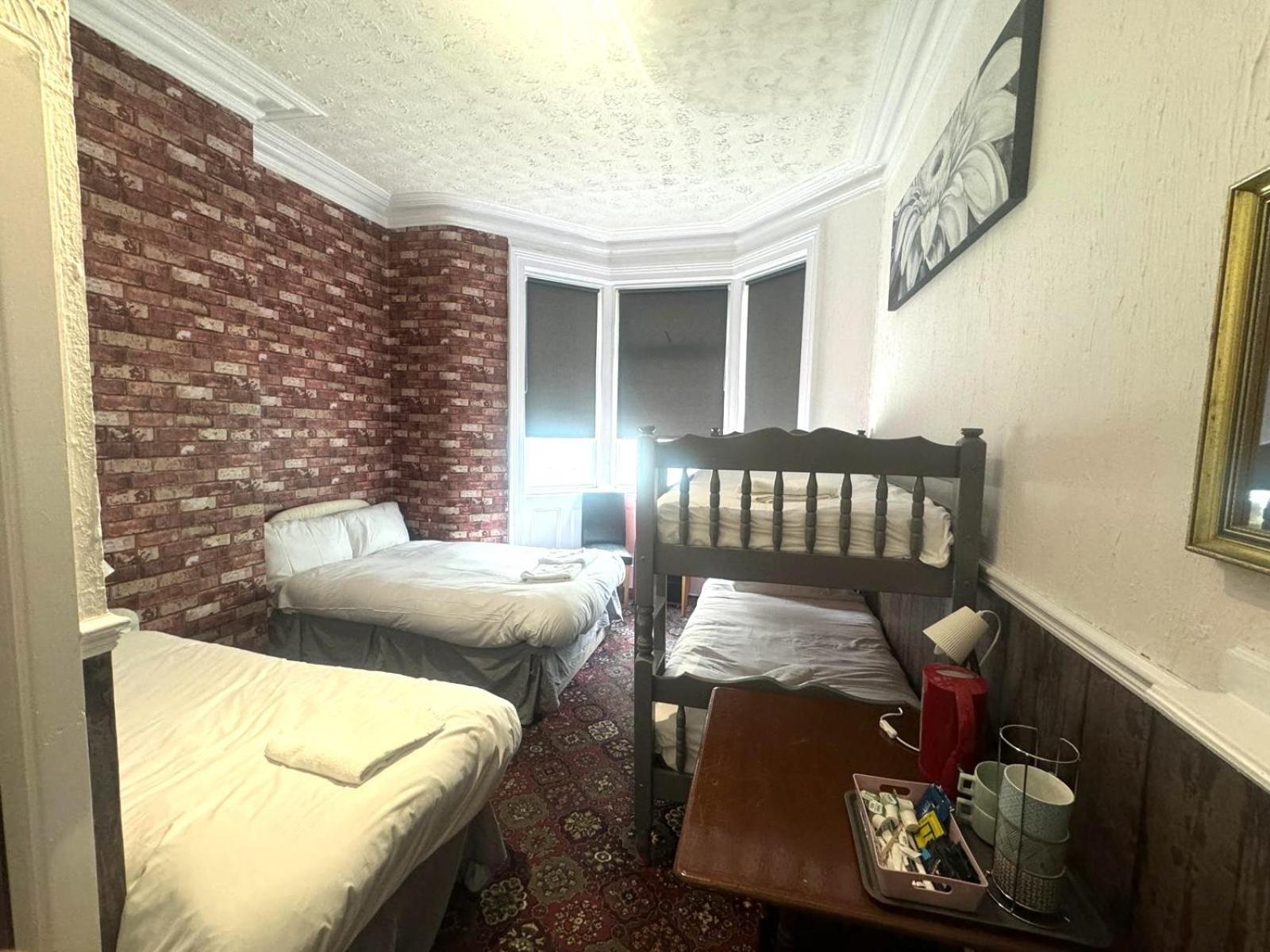 Tower Road Bed & Breakfast Blackpool