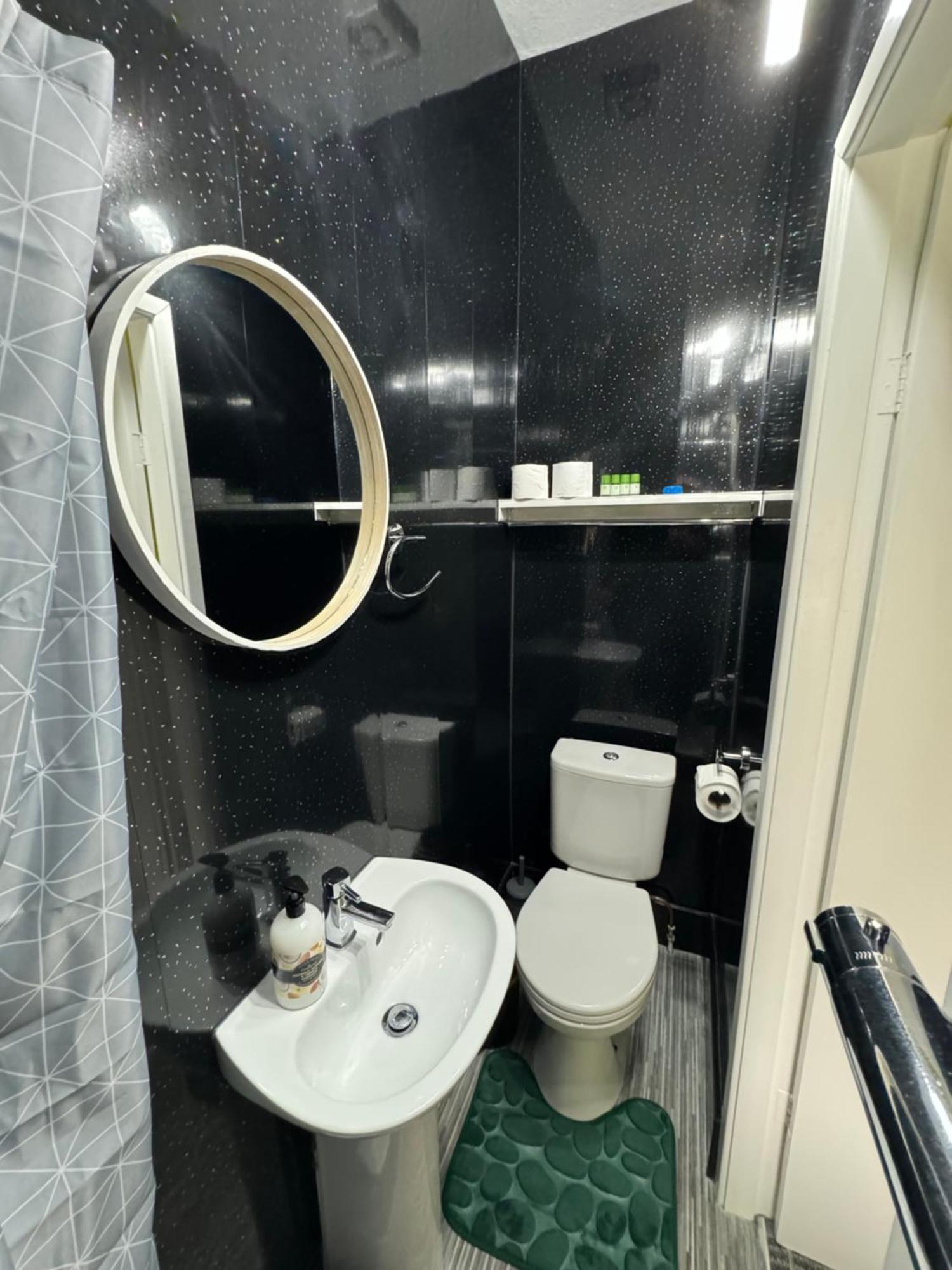 Number 40 Hotel 3*