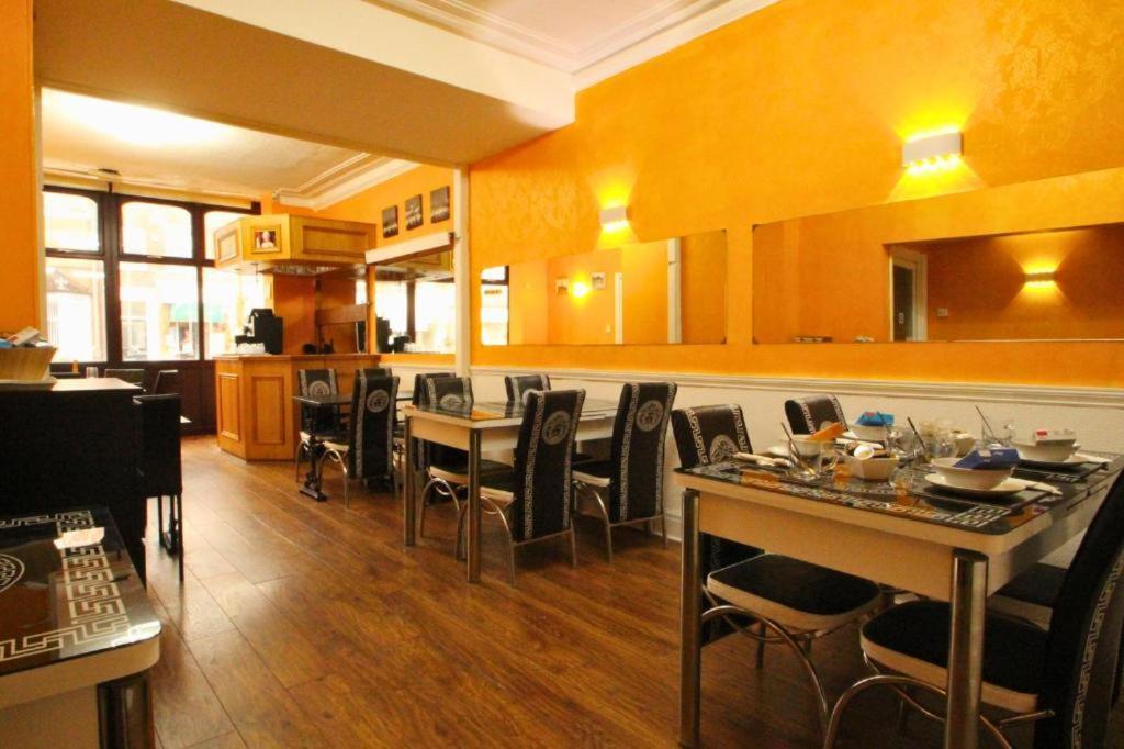 Bed & Breakfast Oyo 33 Blackpool