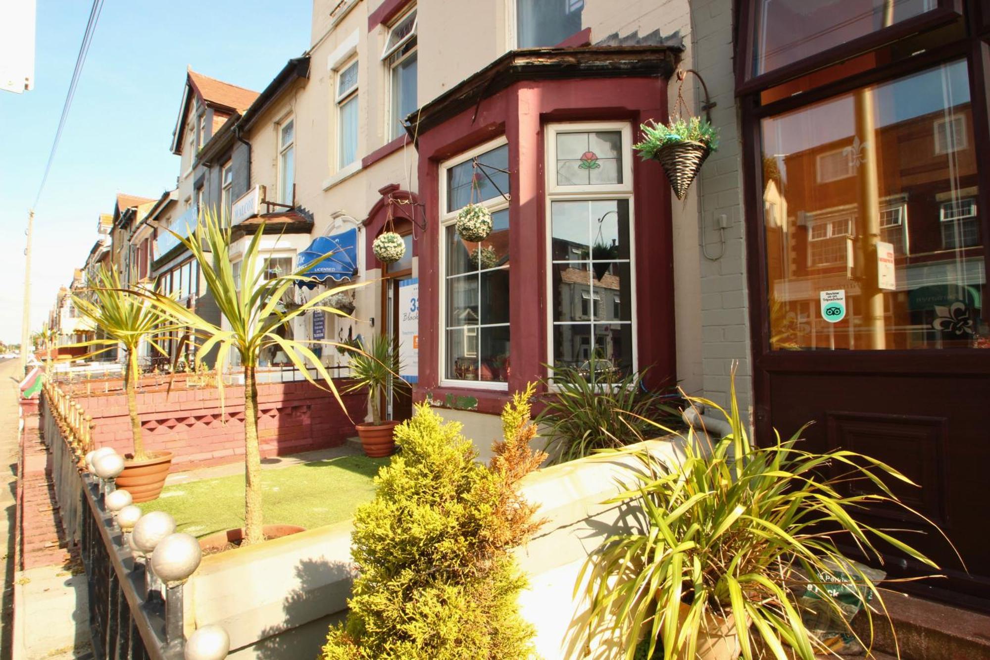 Oyo 33 Bed & Breakfast