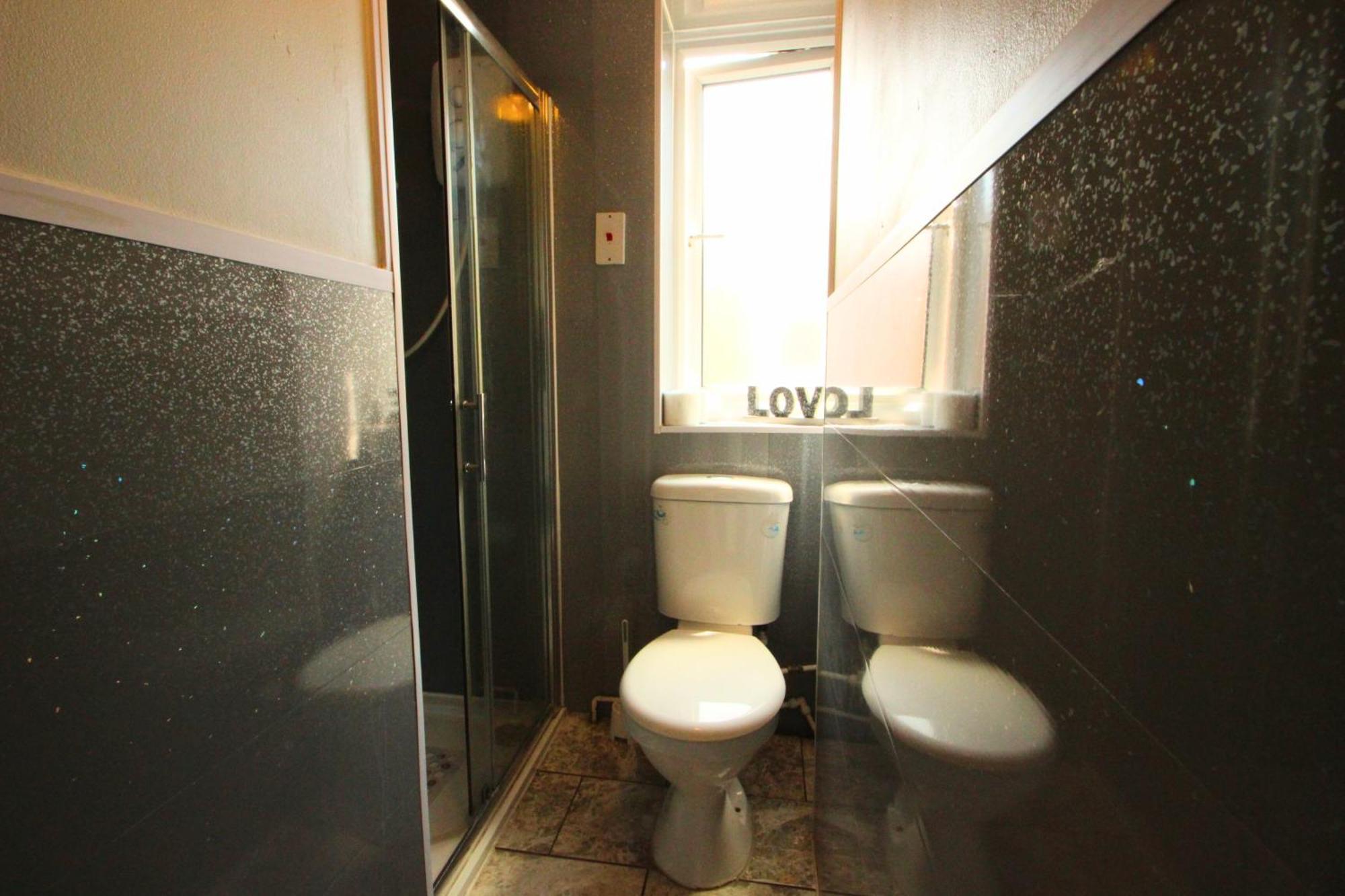 Oyo 33 Bed & Breakfast