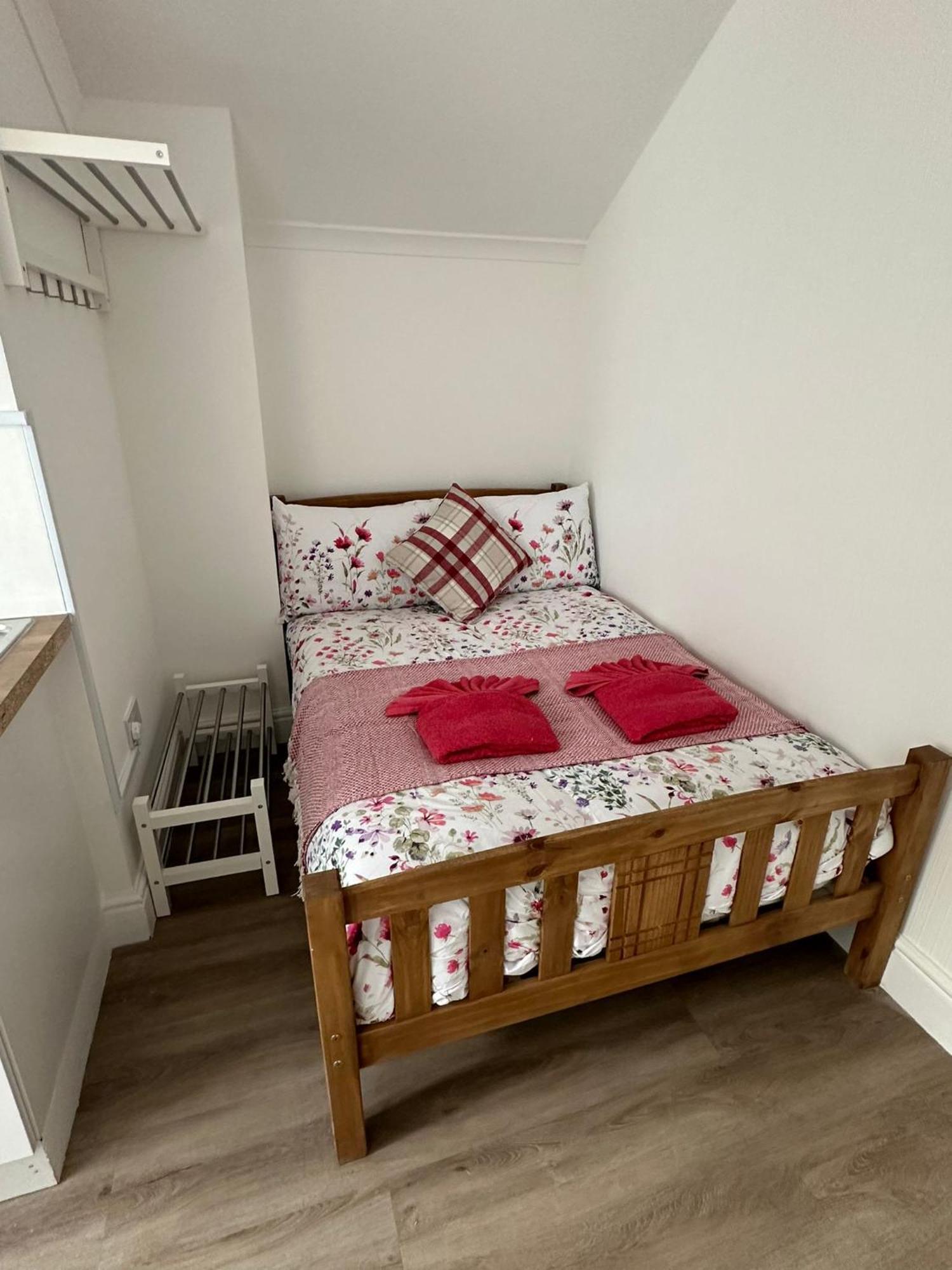 Apartment Suli House- Holiday Flats & En-Suite-Families And Couples Only *