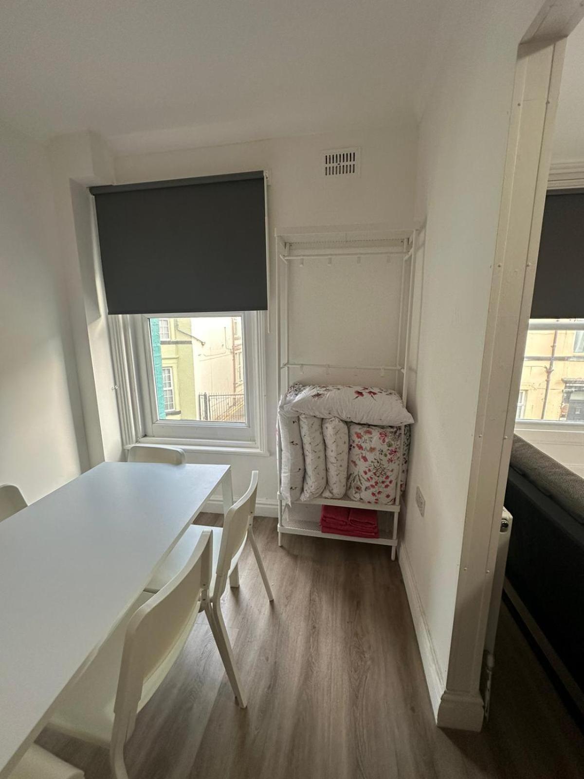 Apartment Suli House- Holiday Flats & En-Suite-Families And Couples Only *