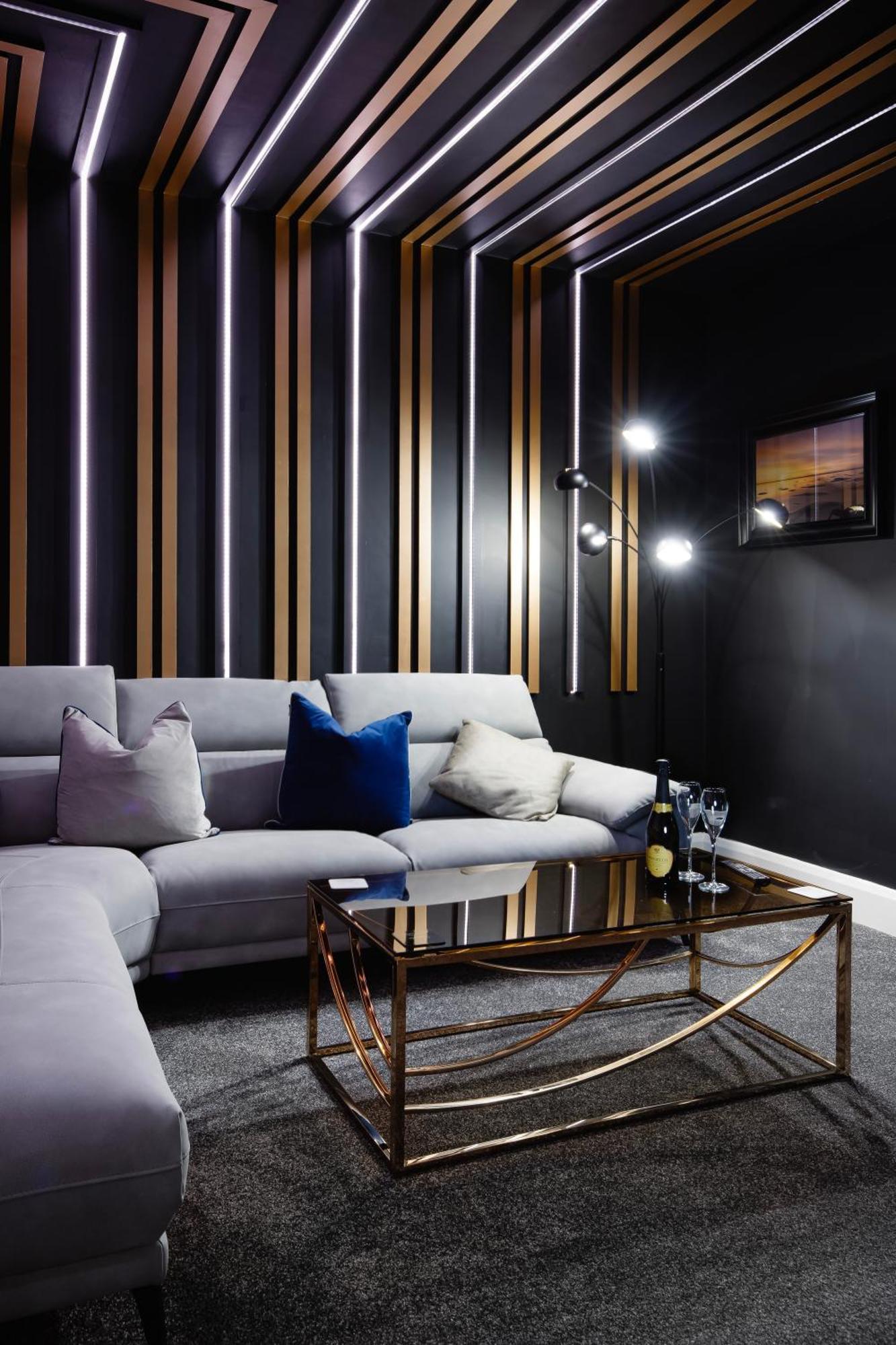 Swish Luxury * Blackpool