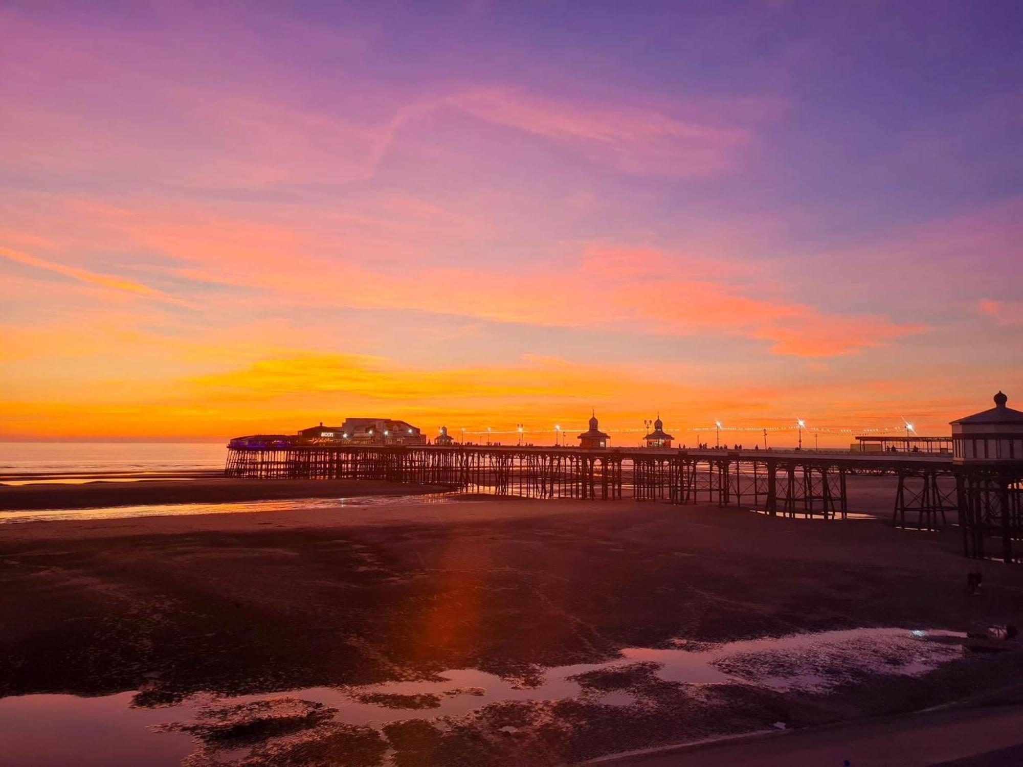 - Seaside Lodge Blackpool