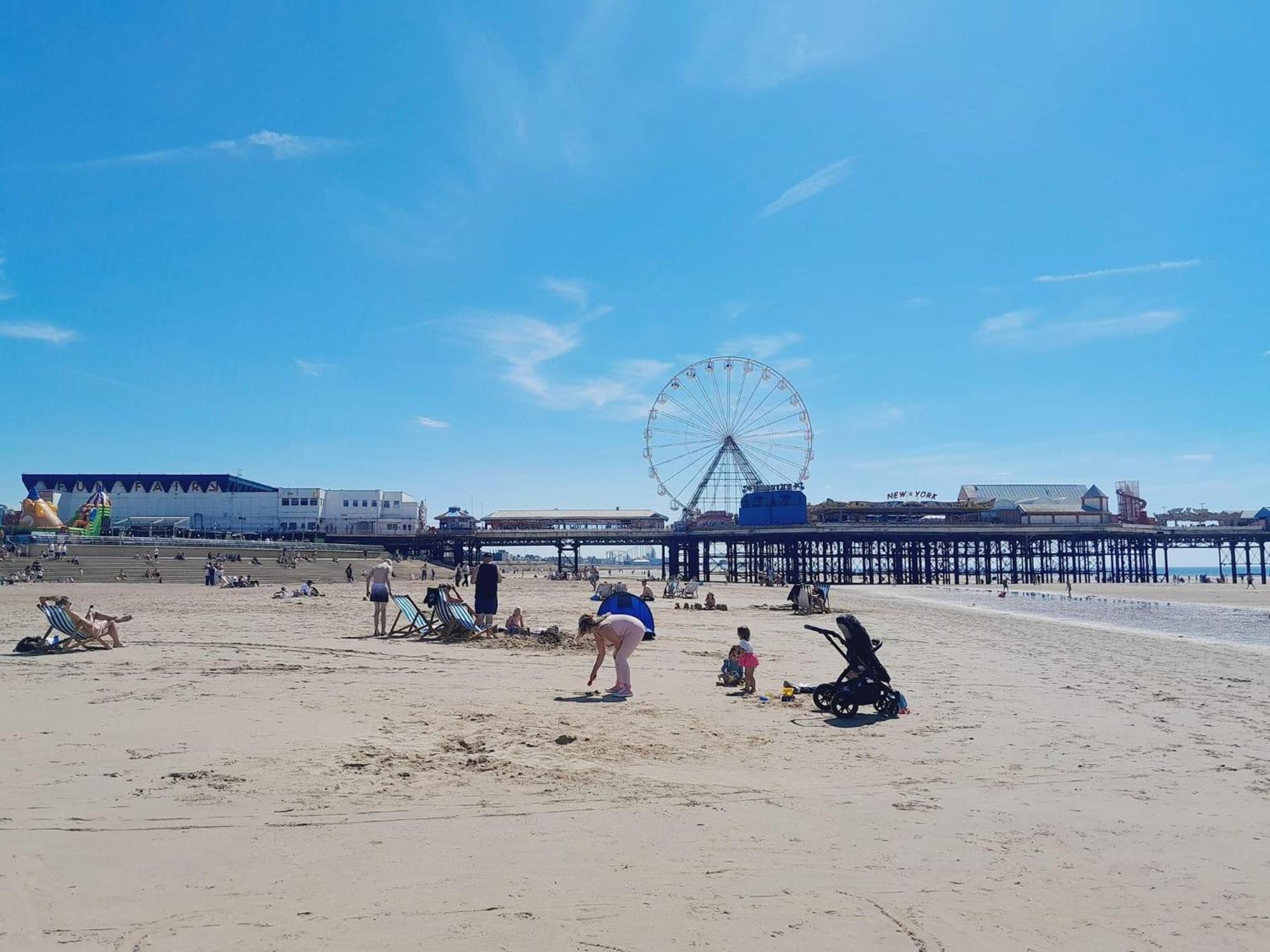 - Seaside * Blackpool