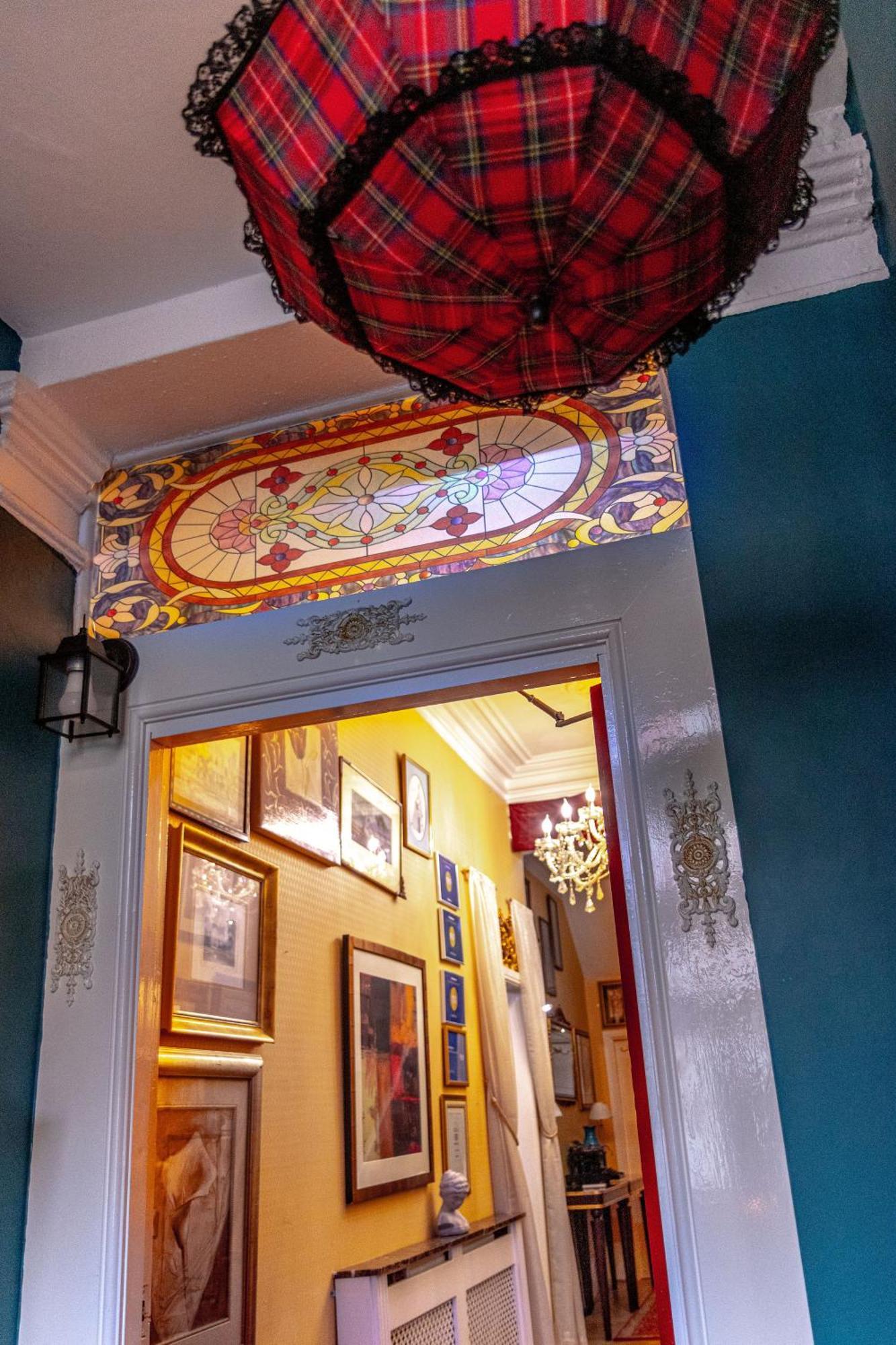 Rouge Hotel