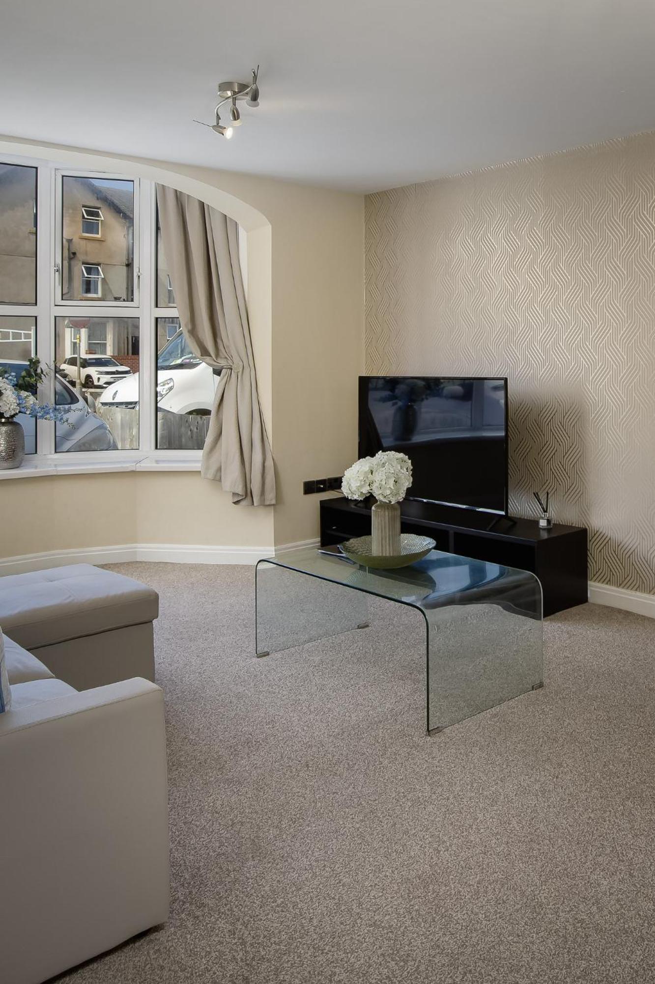 The Place By Sasco - Free Parking Apartment
