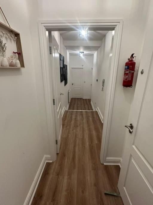 New Luxury Apartment, Sea Viewwith Parking Apartment