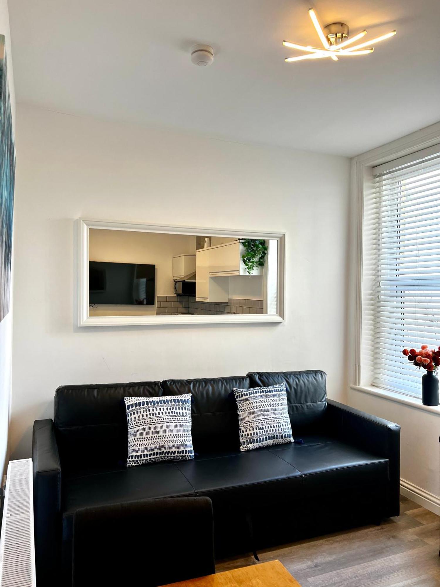 Apartment Granada At Pleasure Blackpool
